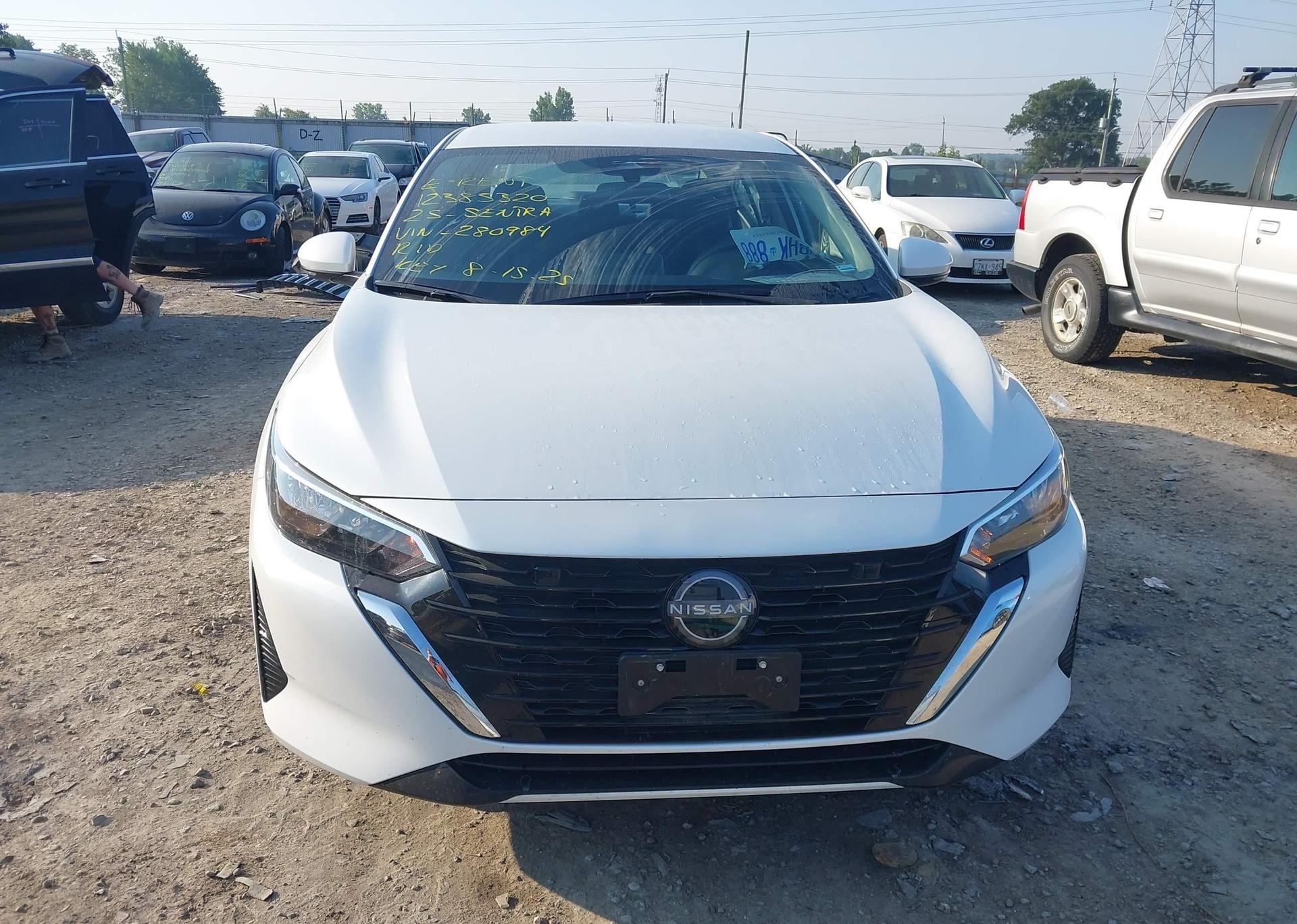2025 NISSAN SENTRA SV