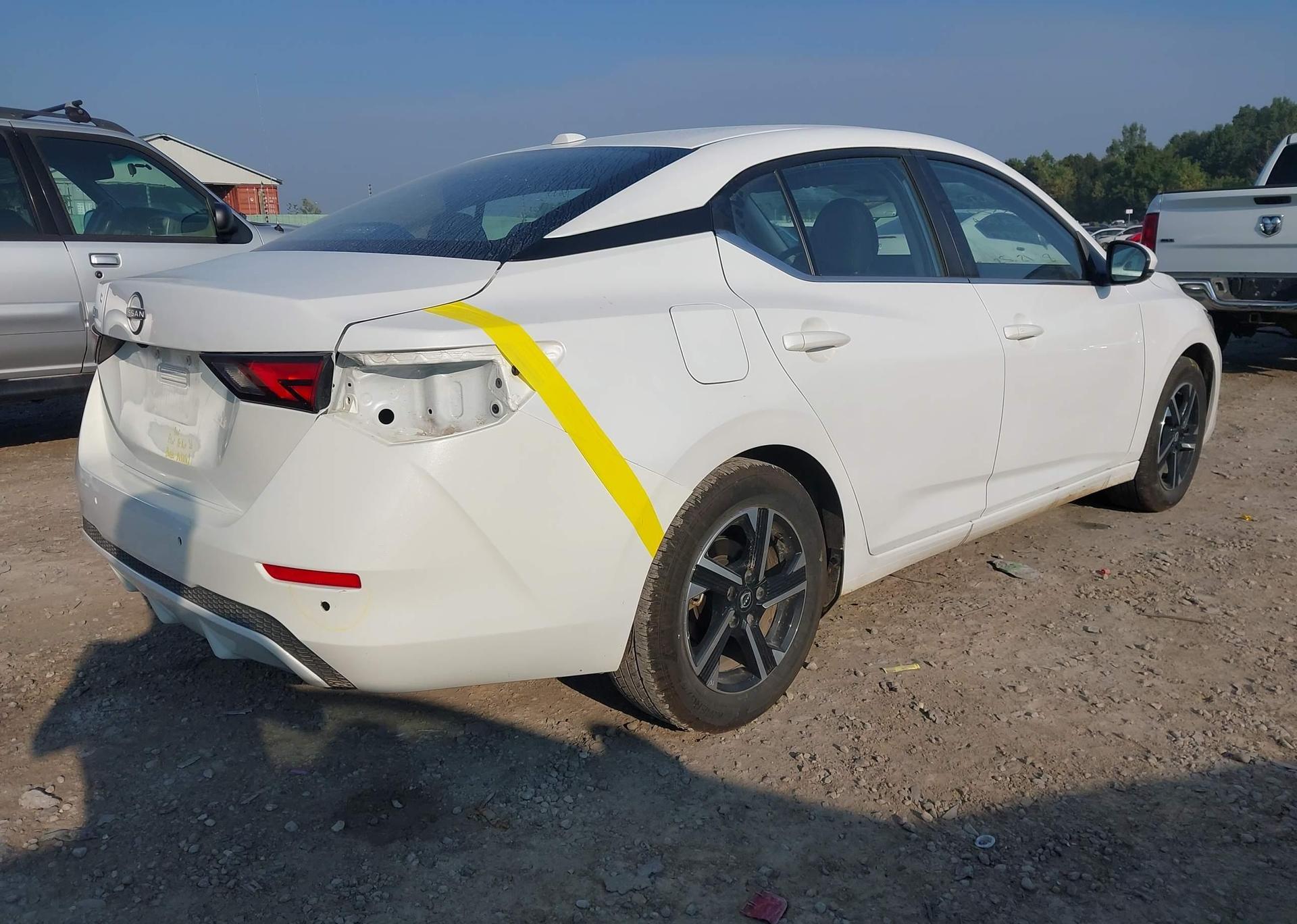 2025 NISSAN SENTRA SV