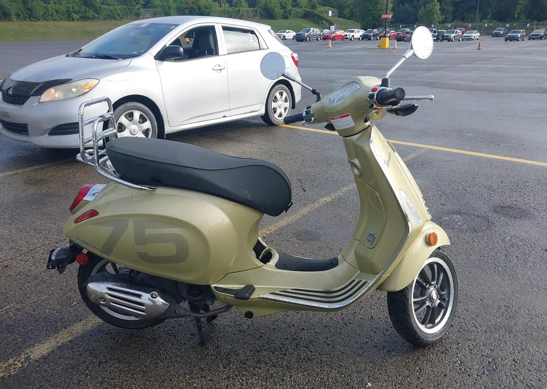 2021 VESPA PRIMAVERA
