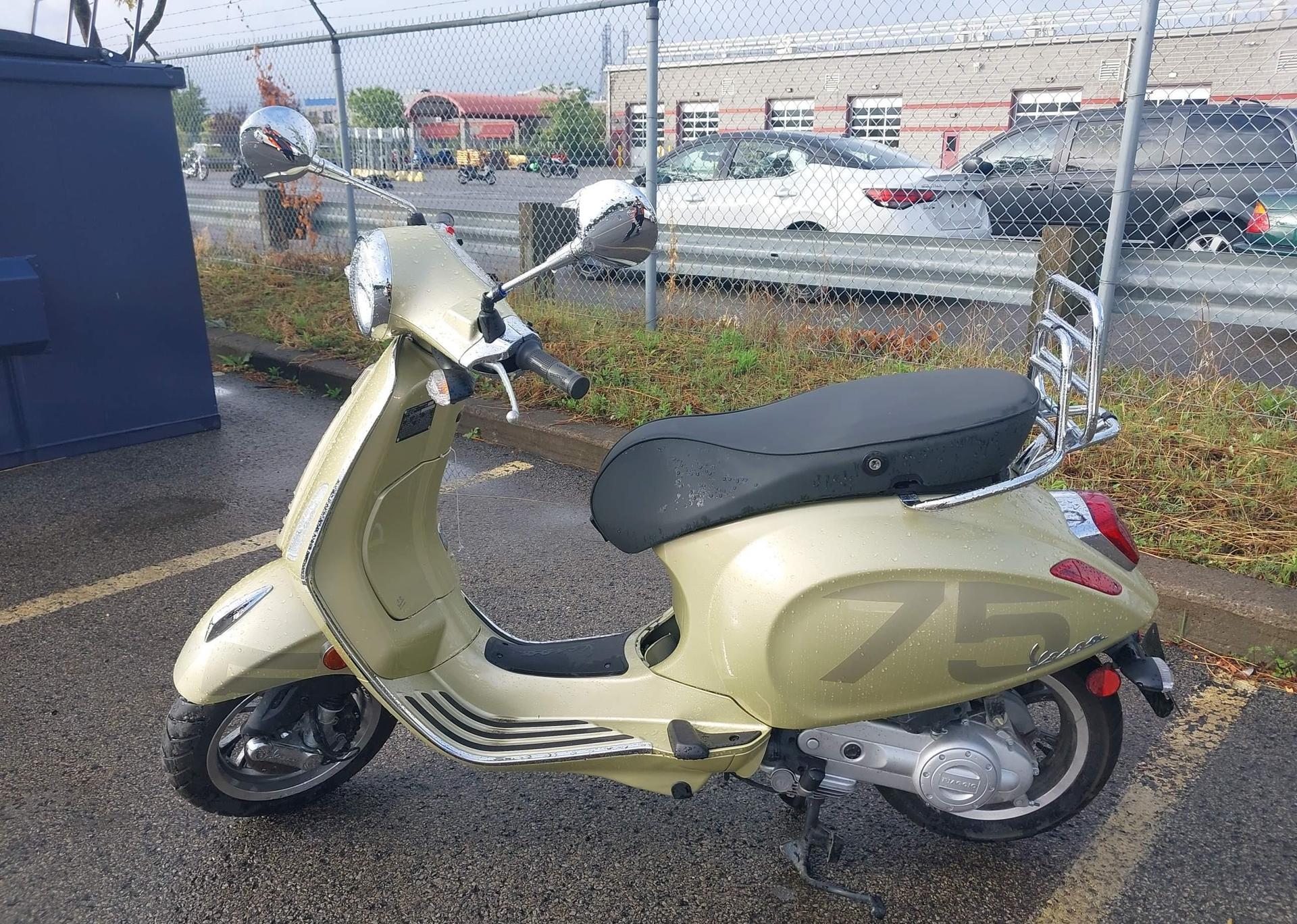 2021 VESPA PRIMAVERA
