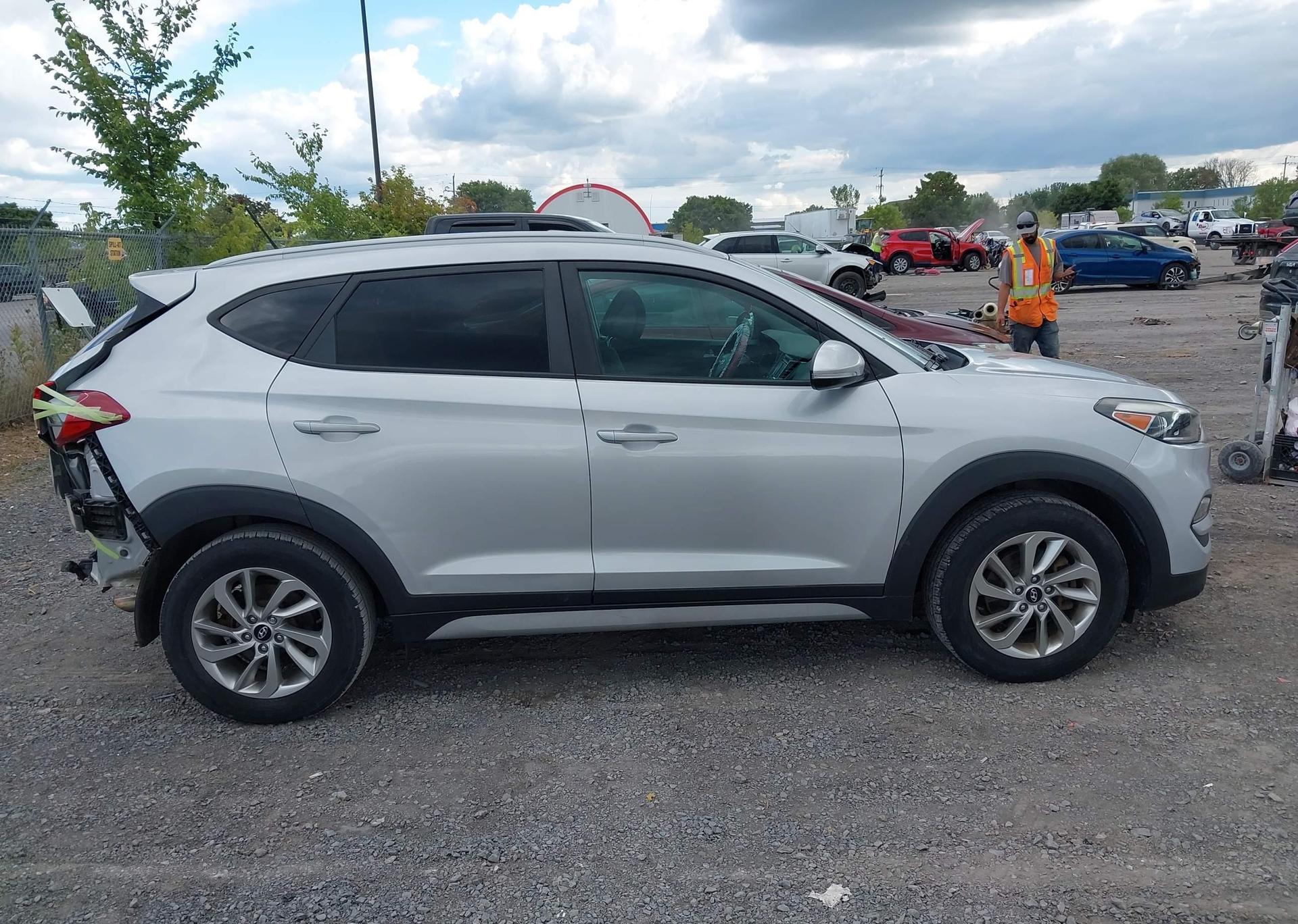 2017 HYUNDAI TUCSON LIMITED