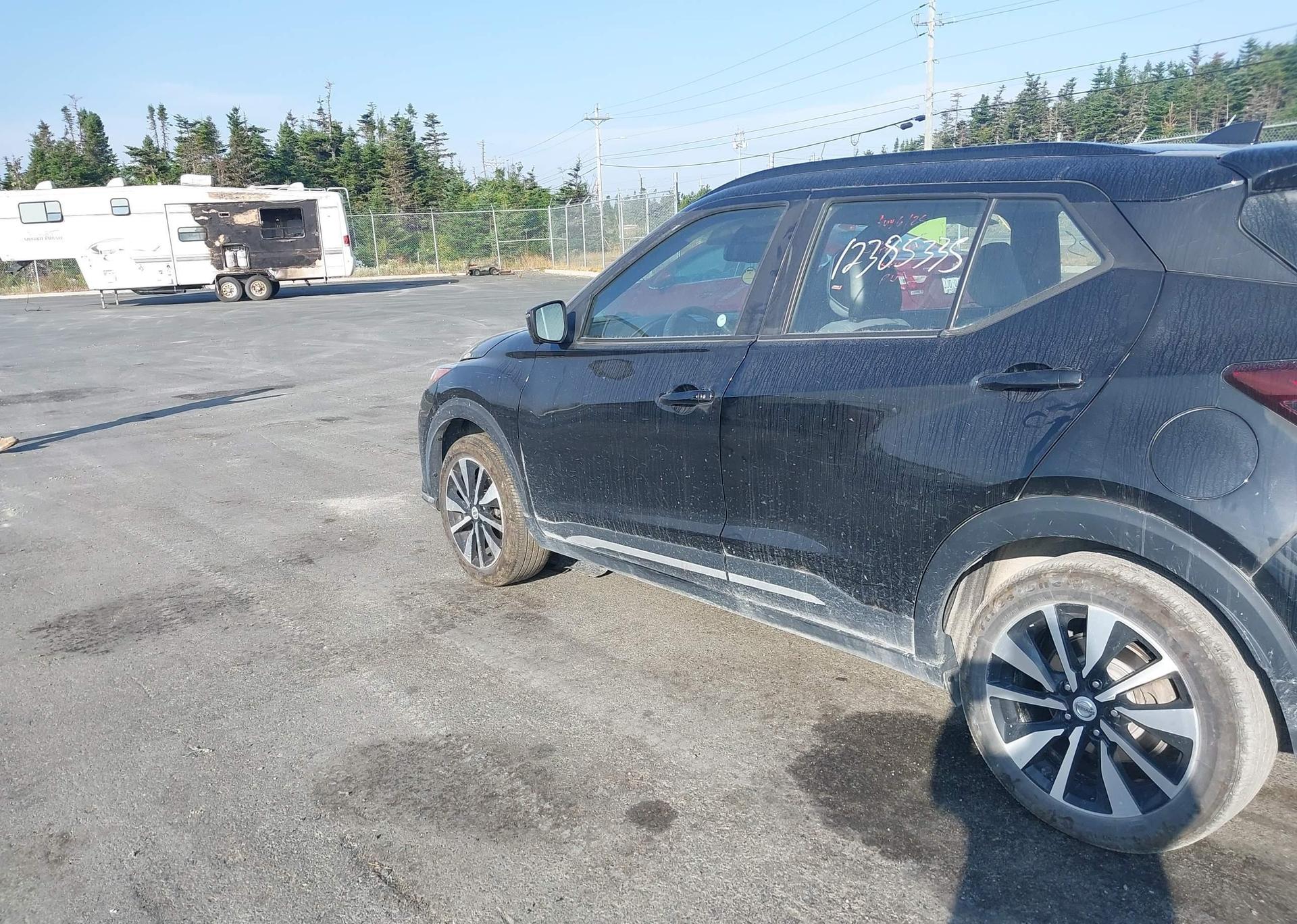 2022 NISSAN KICKS SR