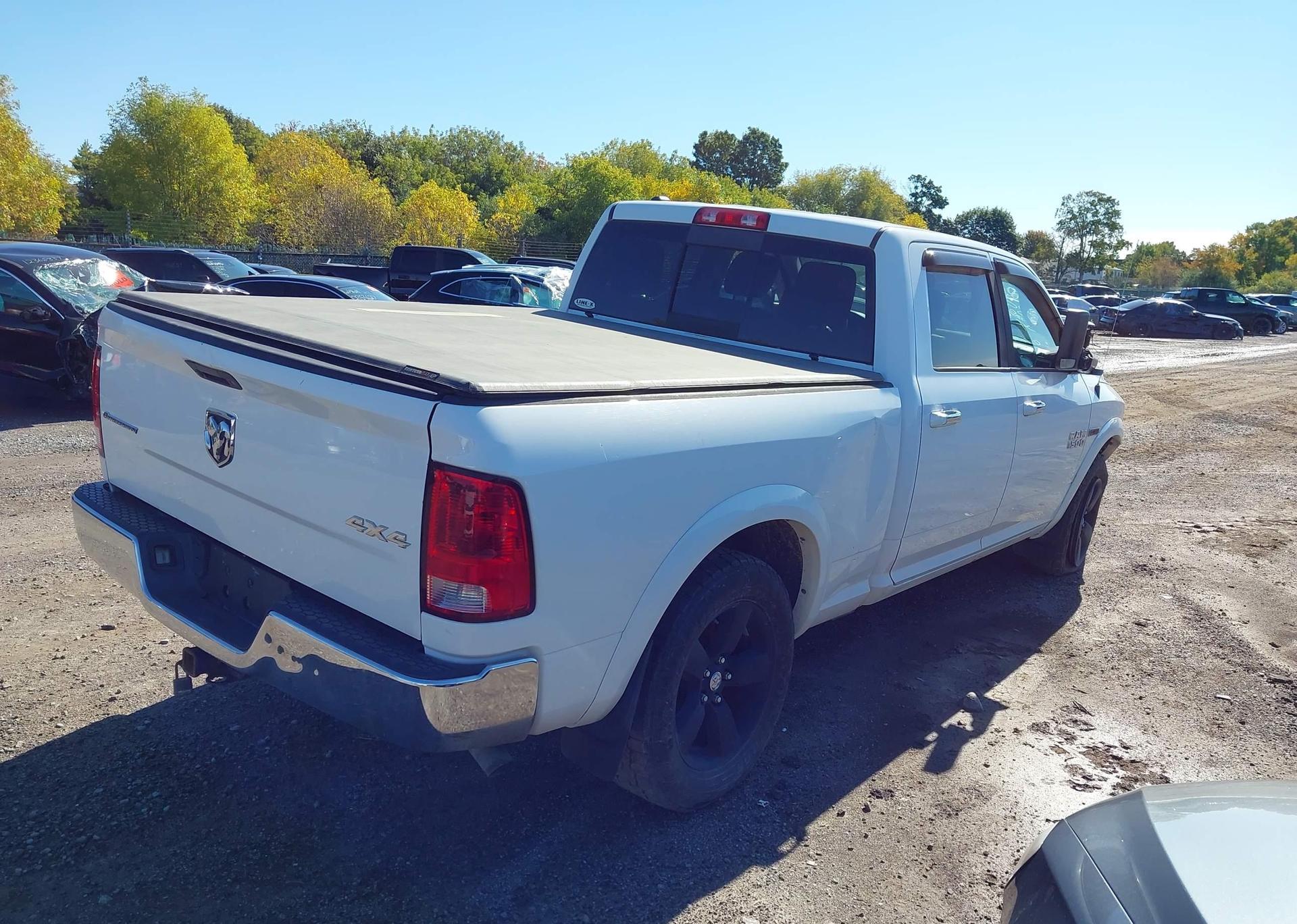 2014 RAM 1500 SLT