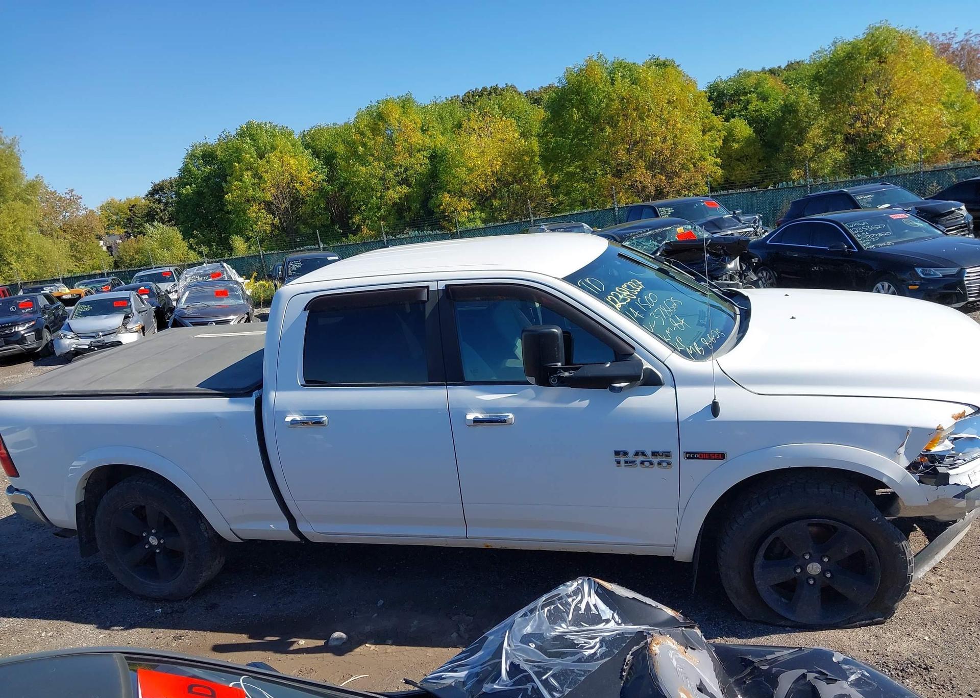2014 RAM 1500 SLT