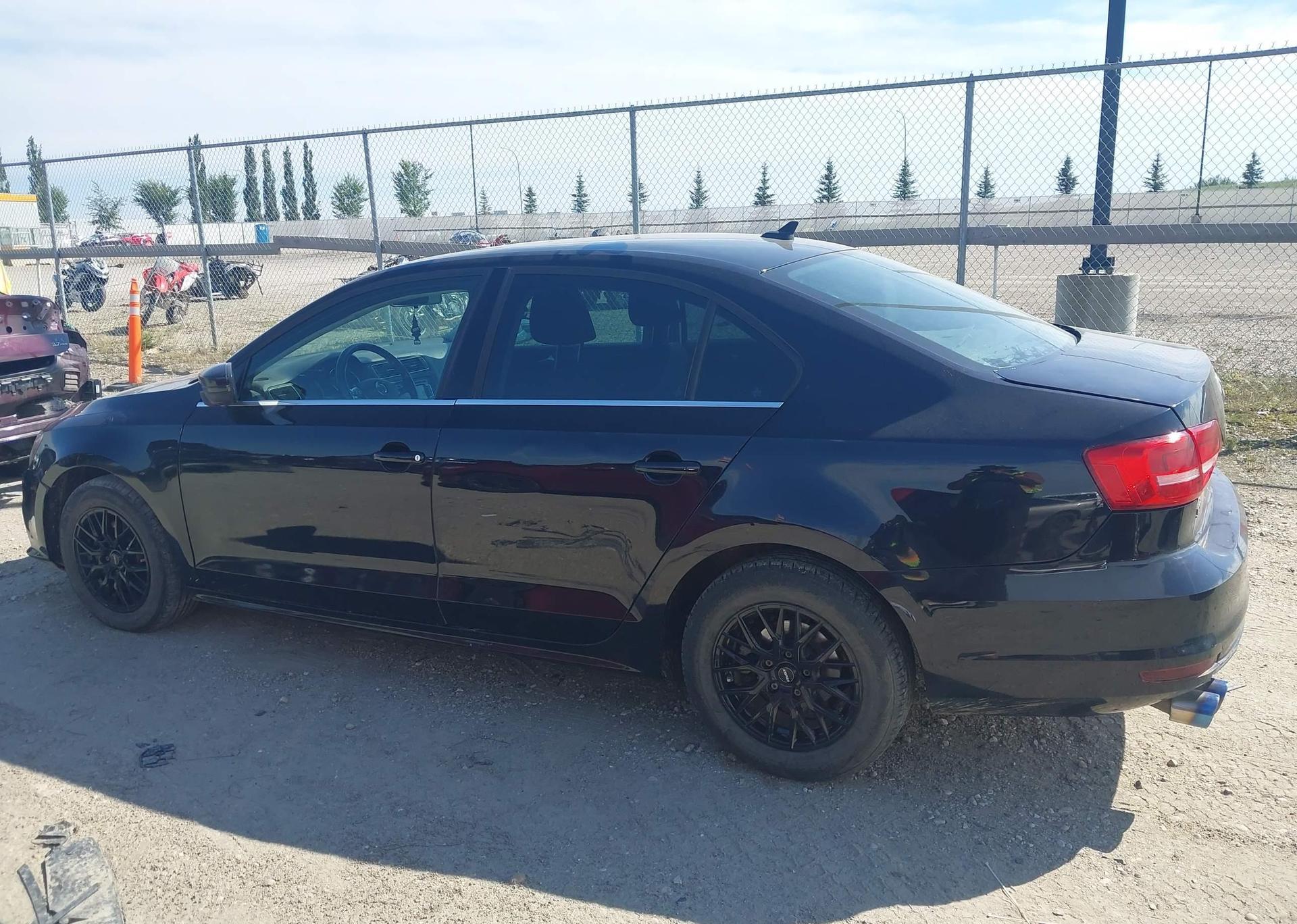 2015 VOLKSWAGEN JETTA SEDAN