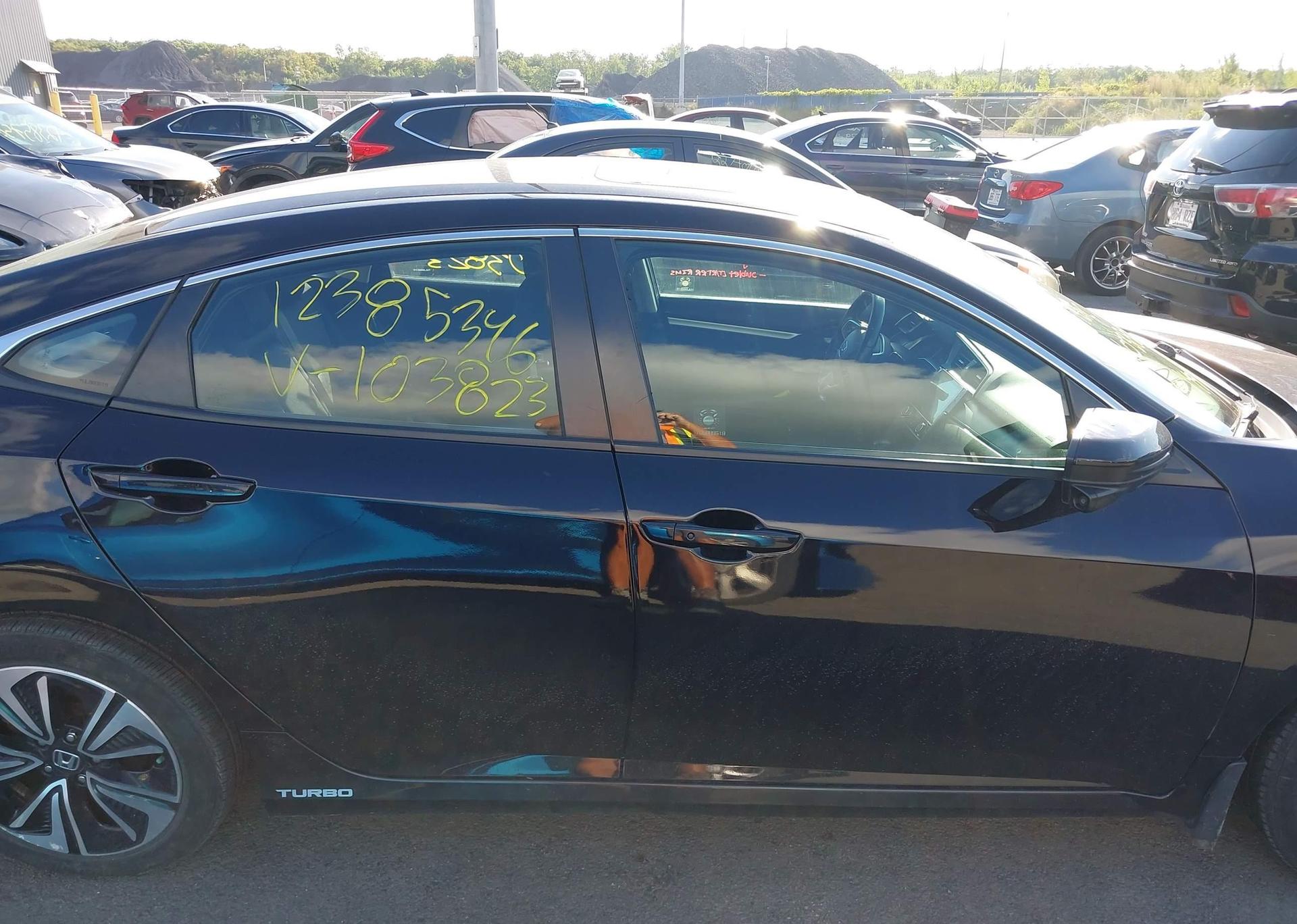 2016 HONDA CIVIC EX