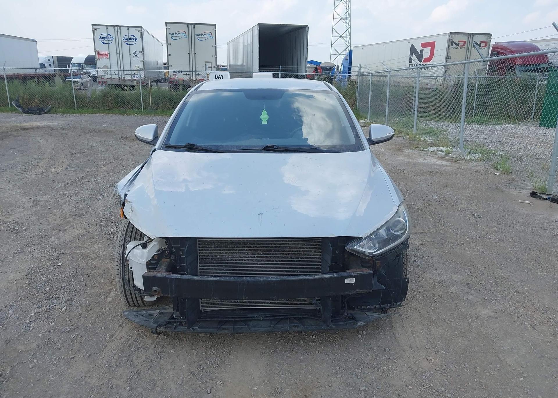 2017 HYUNDAI ELANTRA