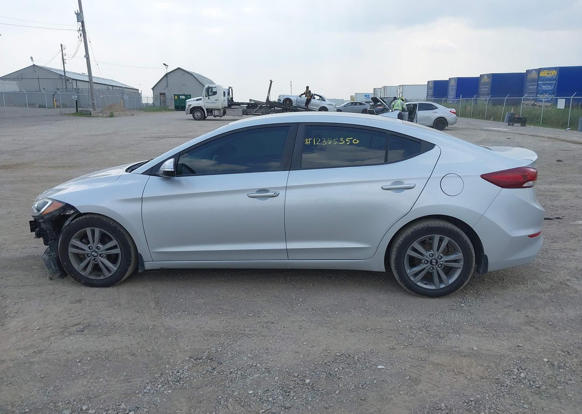 2017 HYUNDAI ELANTRA