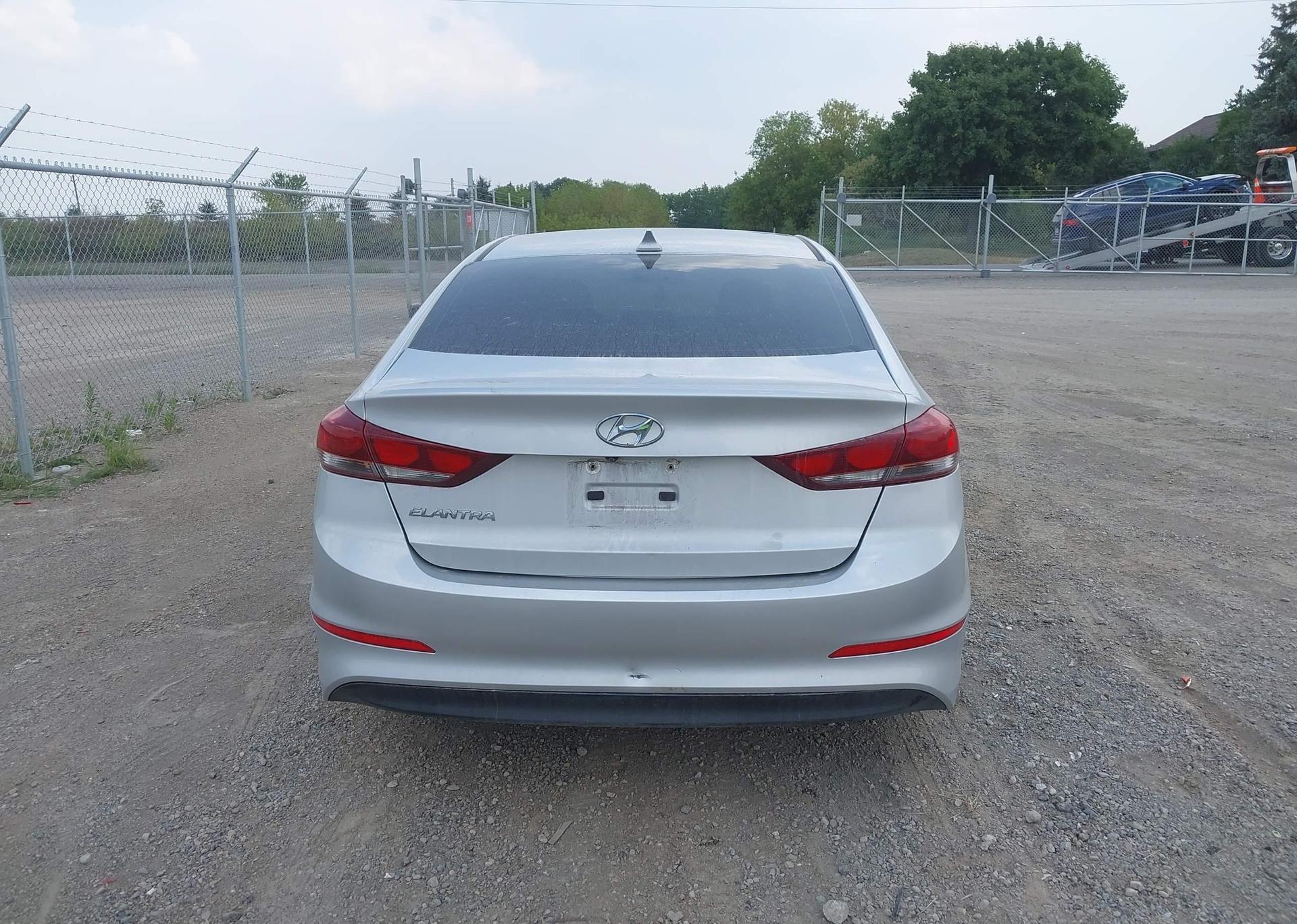 2017 HYUNDAI ELANTRA