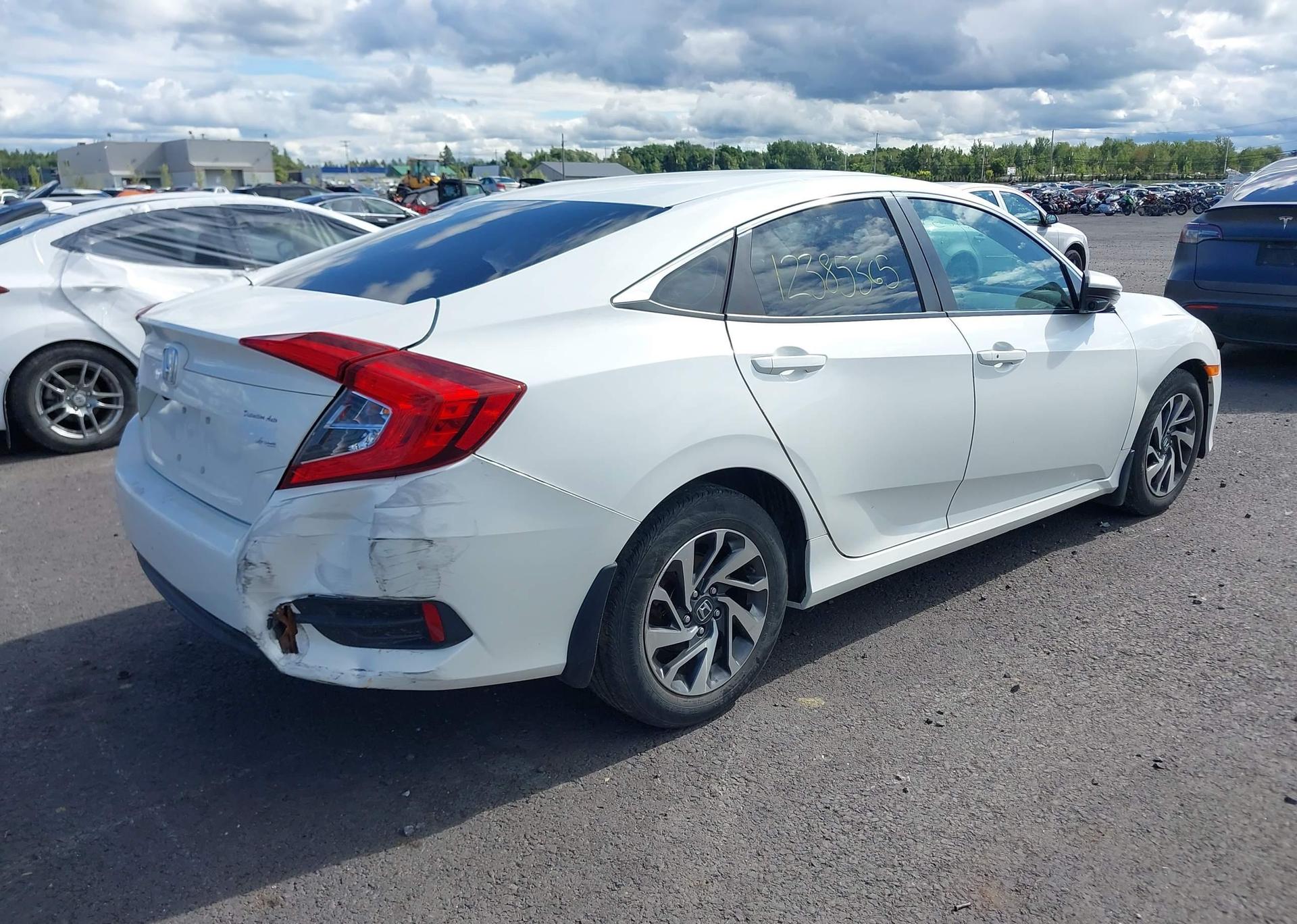 2017 HONDA CIVIC EX