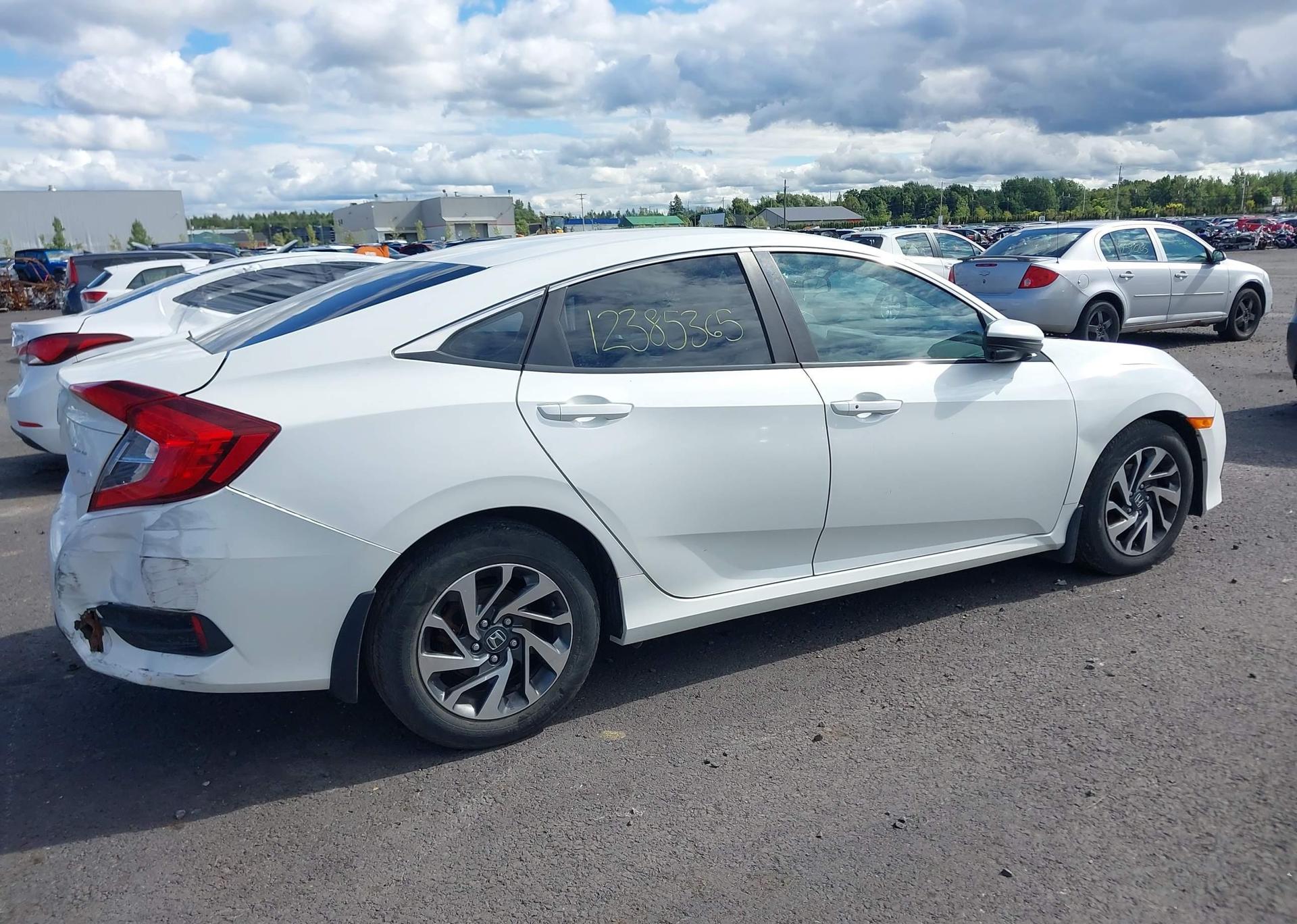 2017 HONDA CIVIC EX