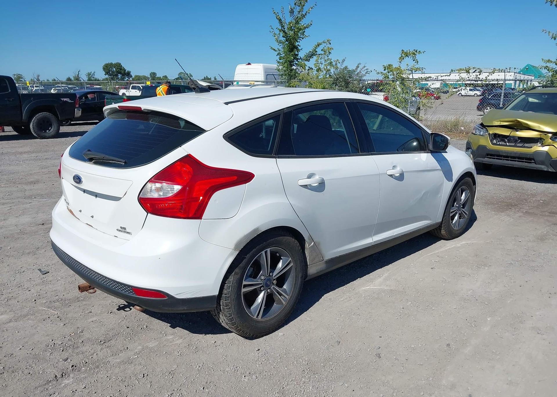 2014 FORD FOCUS SE