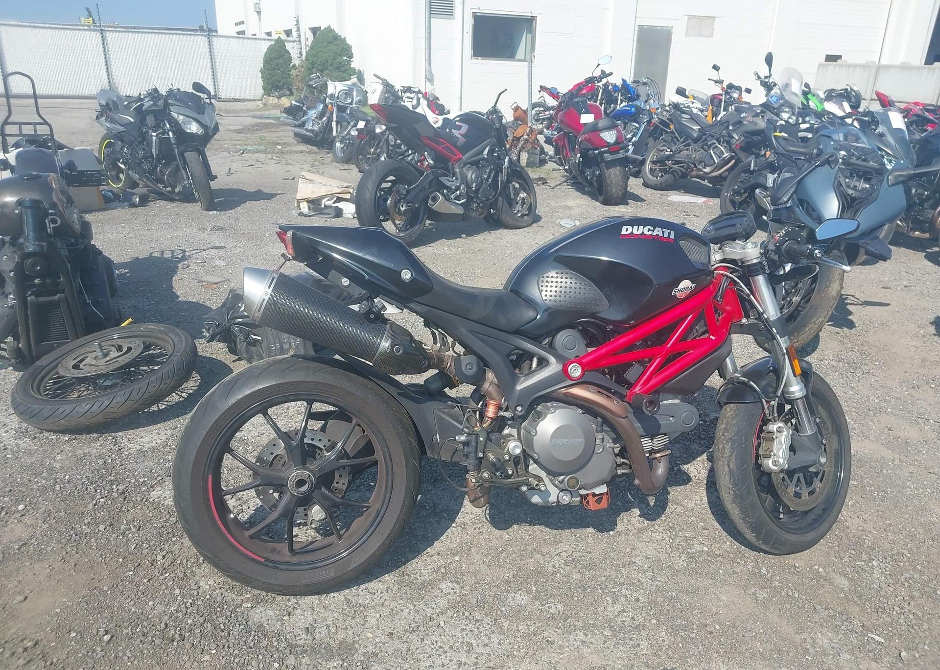 2014 DUCATI MONSTER 796