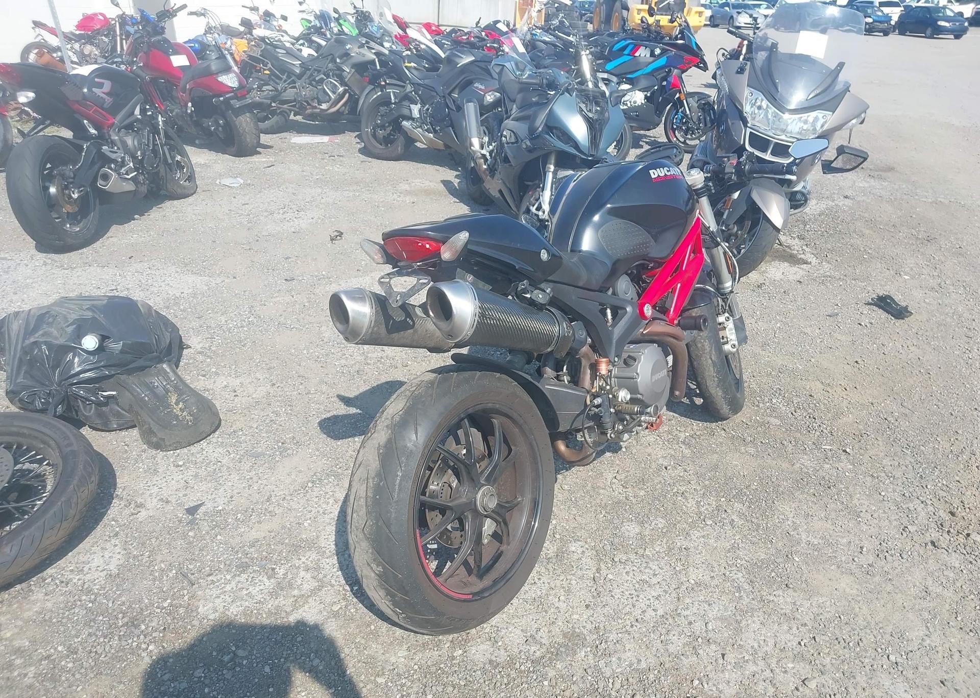 2014 DUCATI MONSTER 796