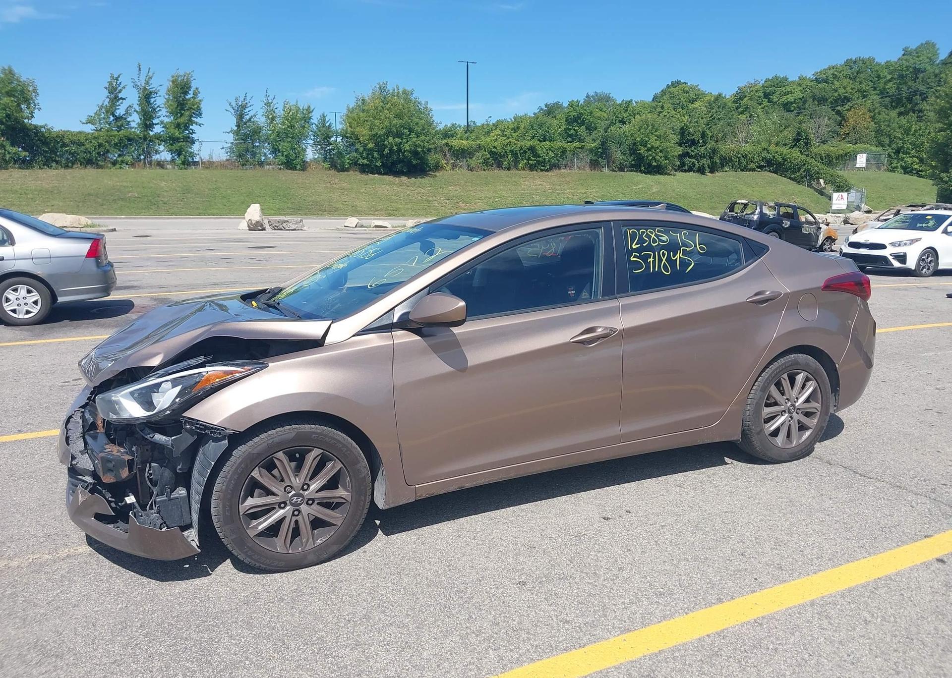 2016 HYUNDAI ELANTRA SE