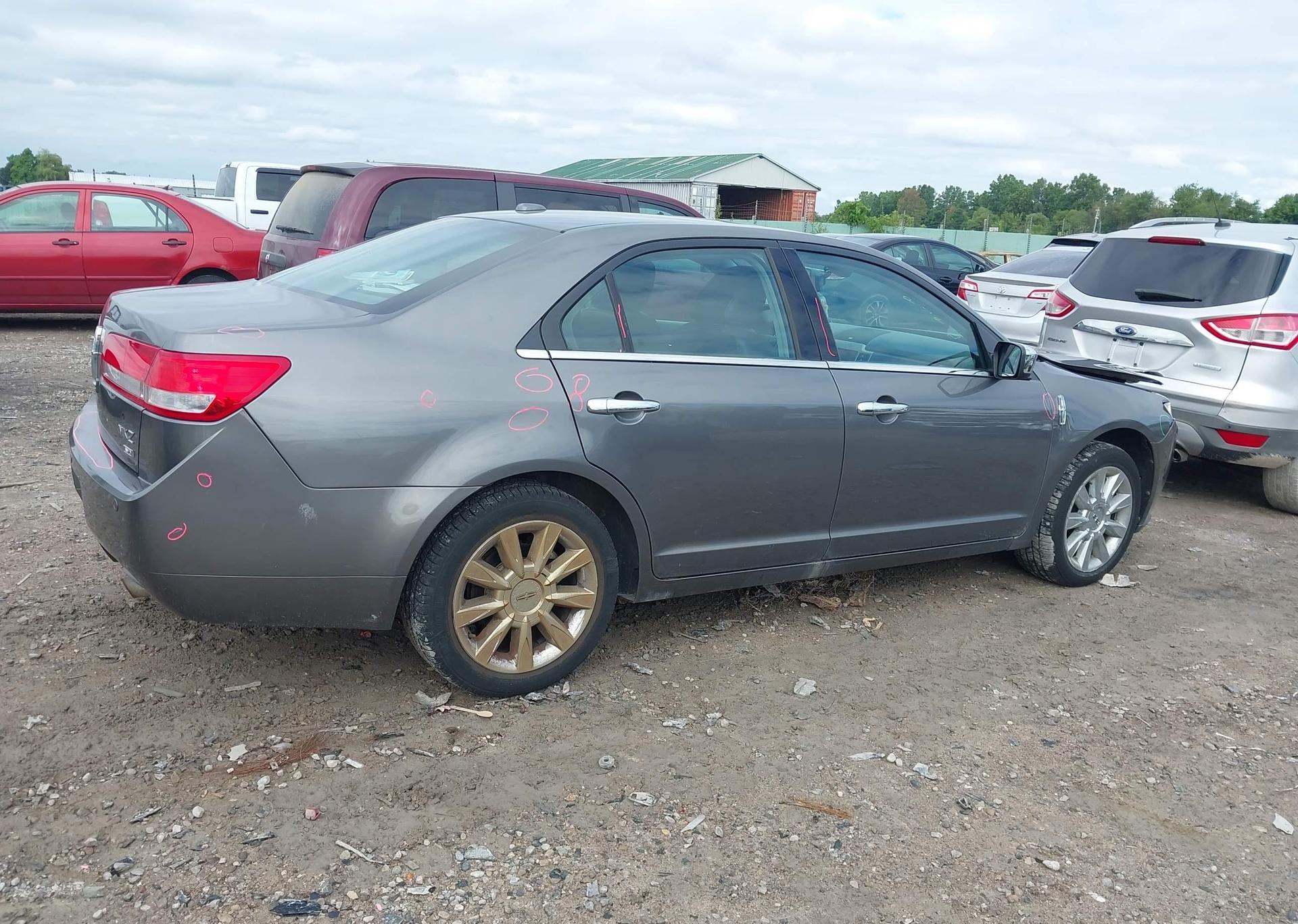 2010 LINCOLN MKZ