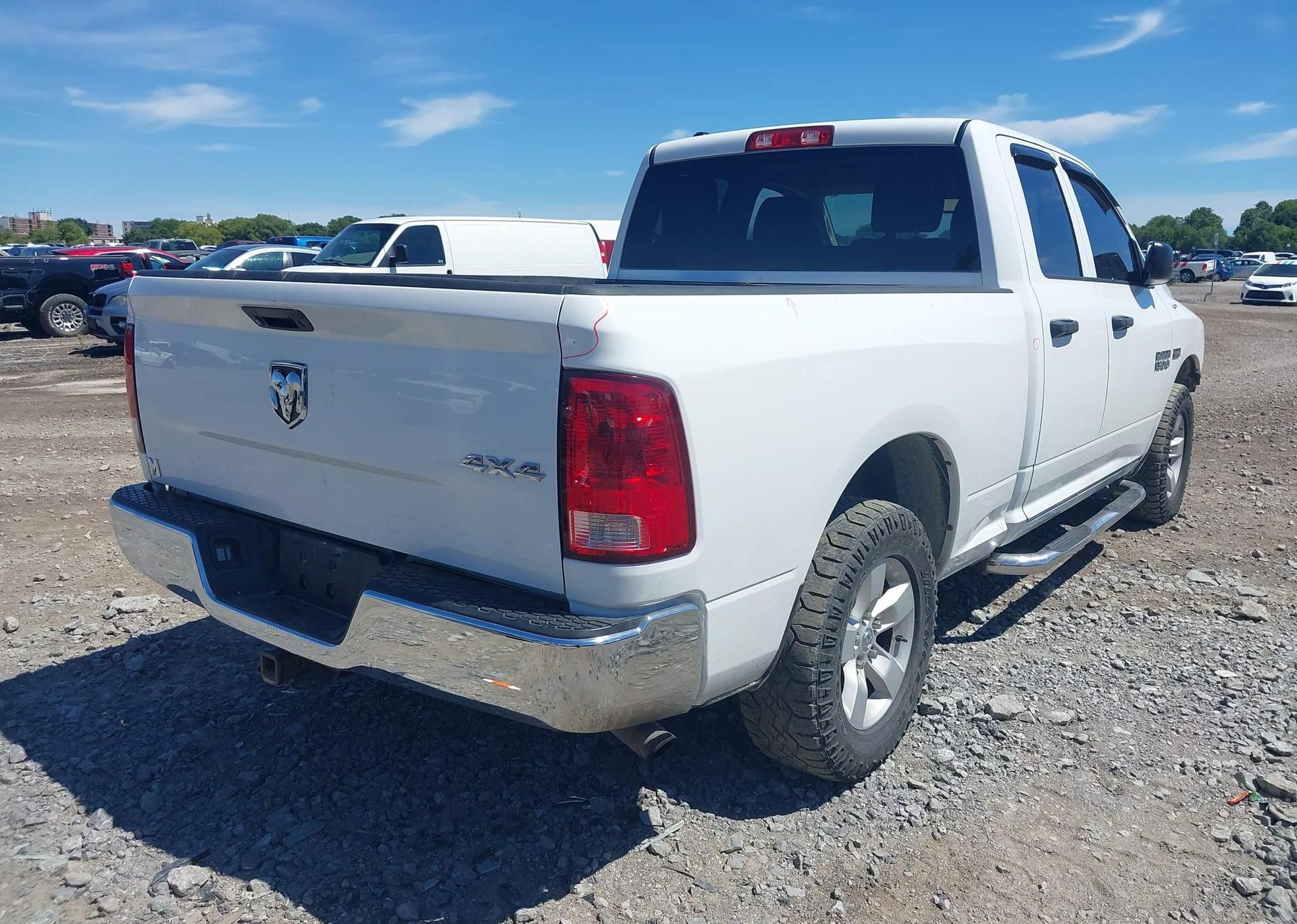 2013 RAM 1500 ST