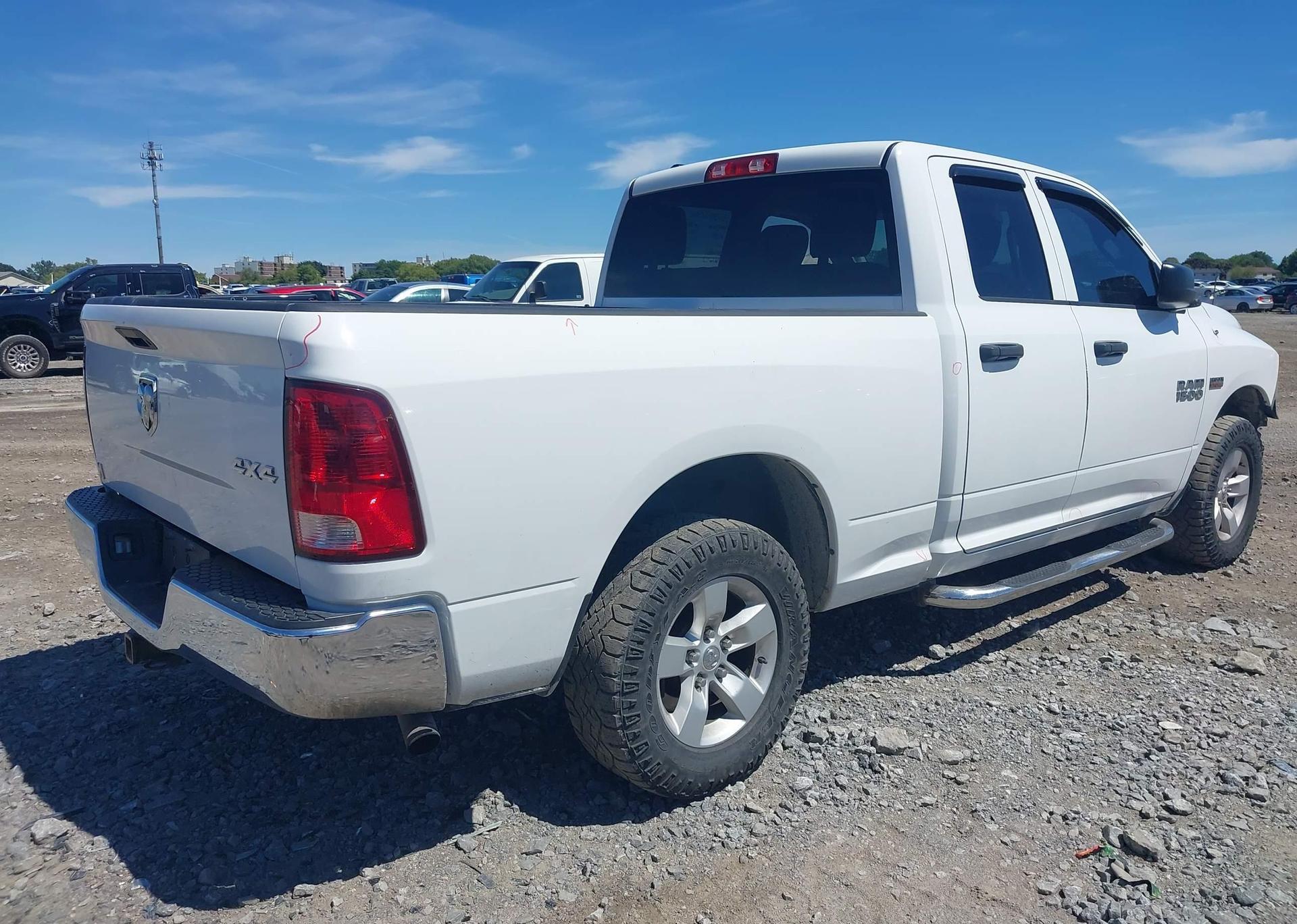 2013 RAM 1500 ST