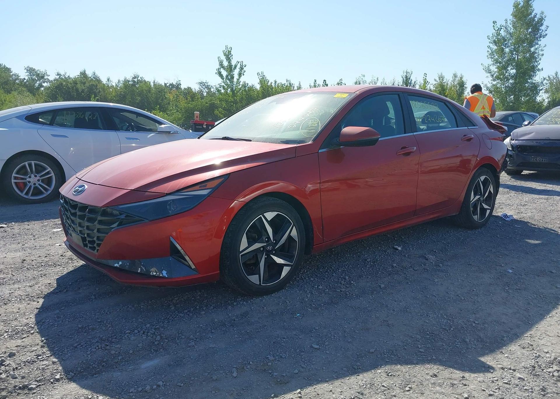 2022 HYUNDAI ELANTRA SEL