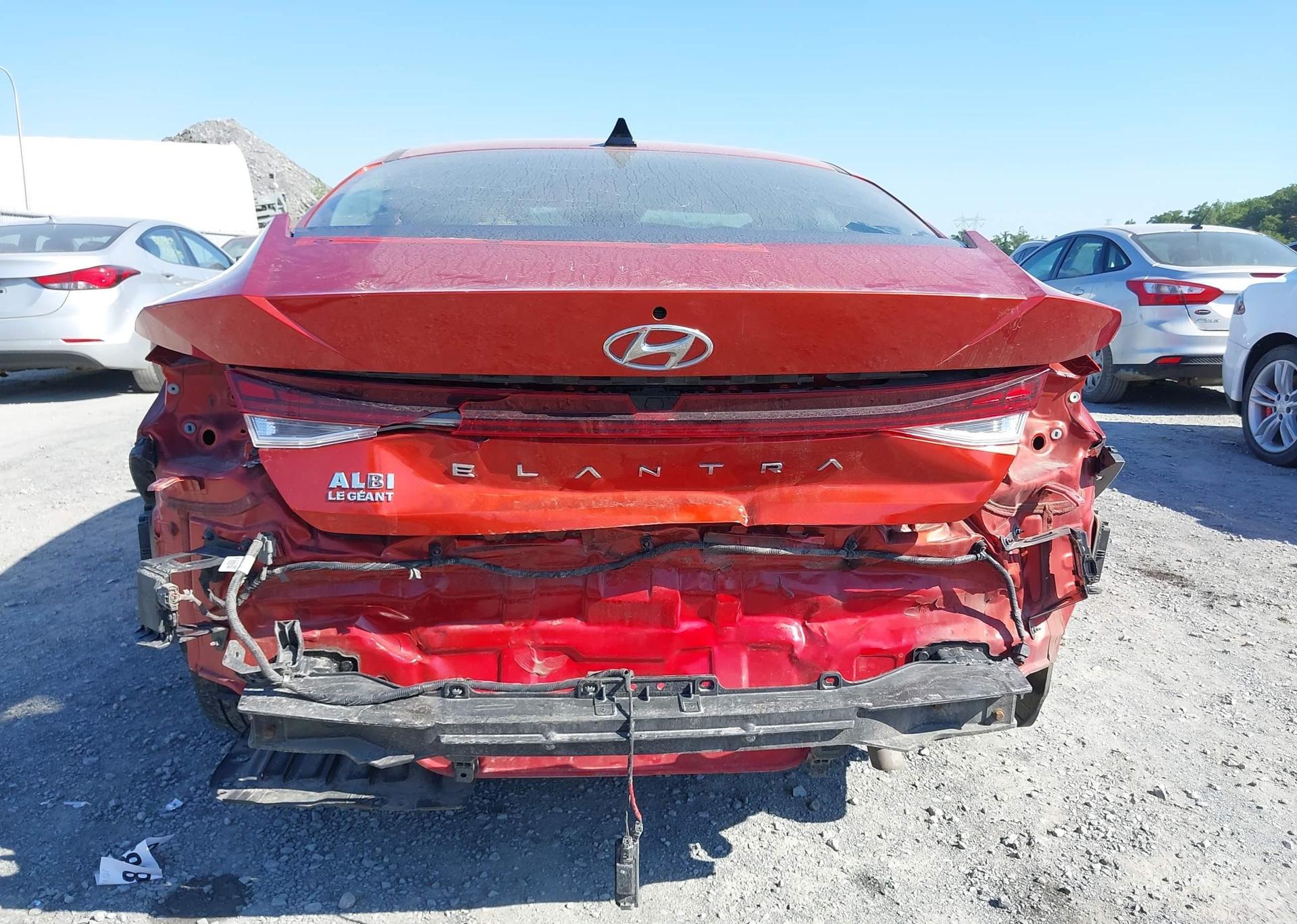 2022 HYUNDAI ELANTRA SEL
