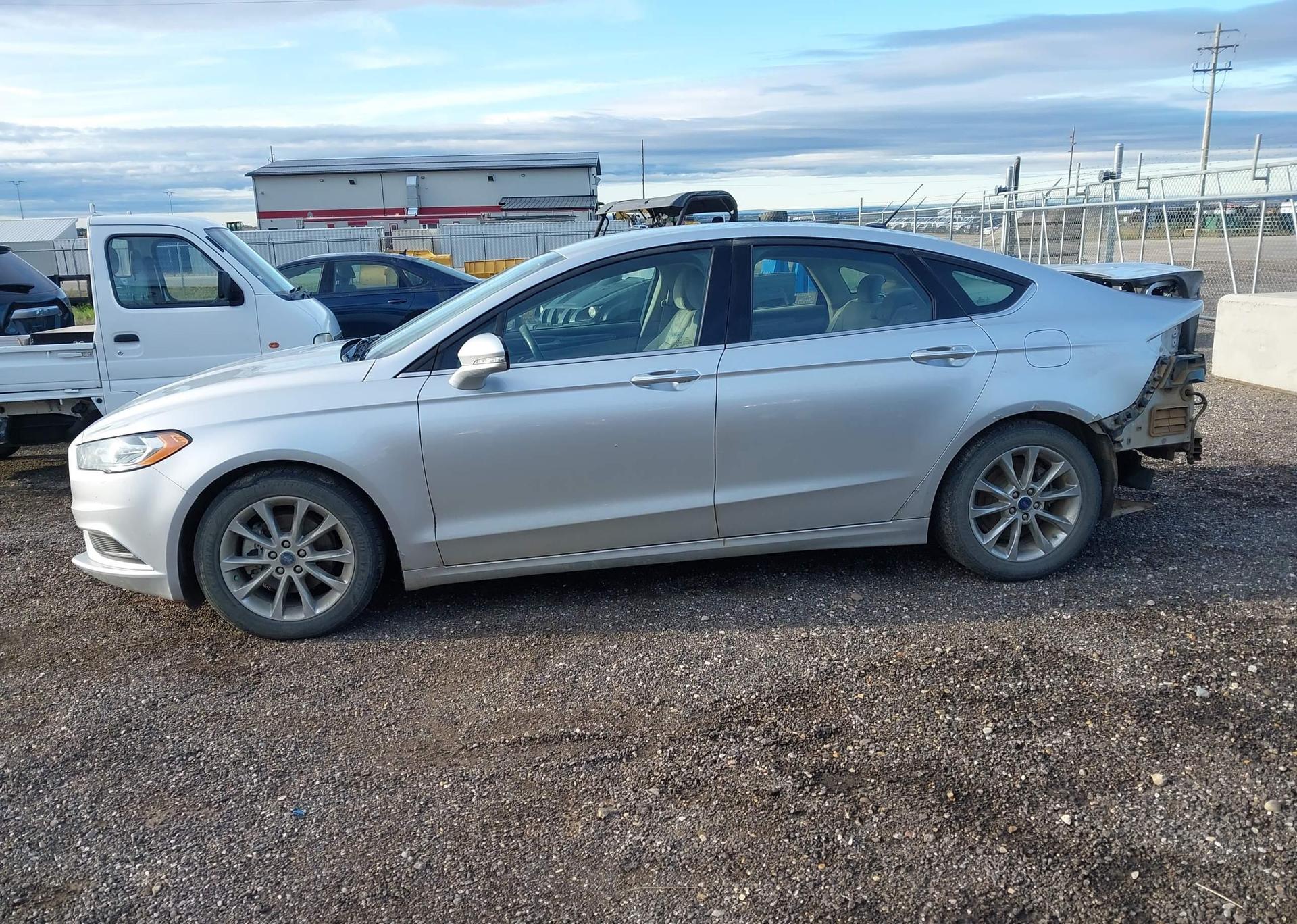 2017 FORD FUSION SE