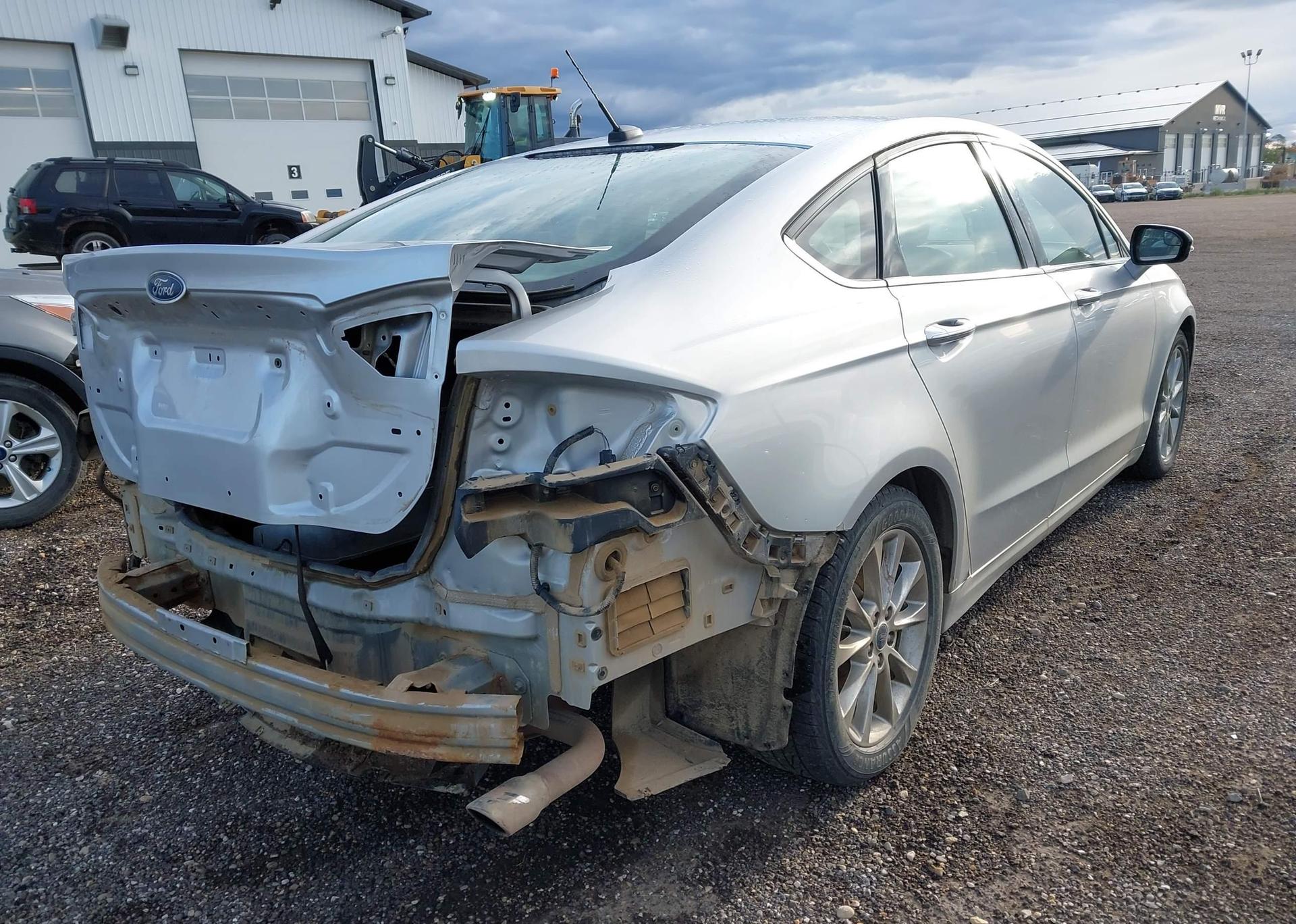 2017 FORD FUSION SE