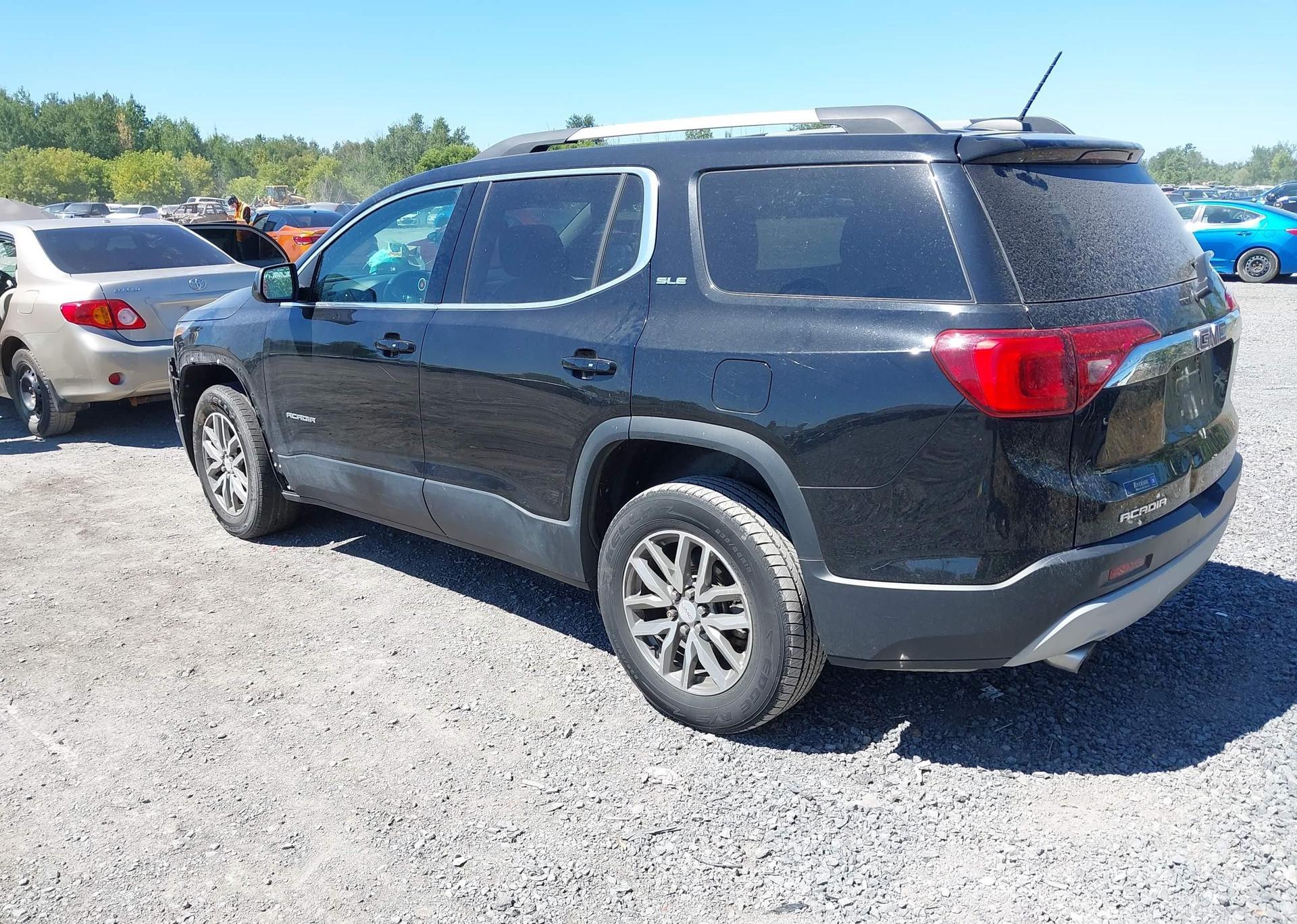 2018 GMC ACADIA SLE-2