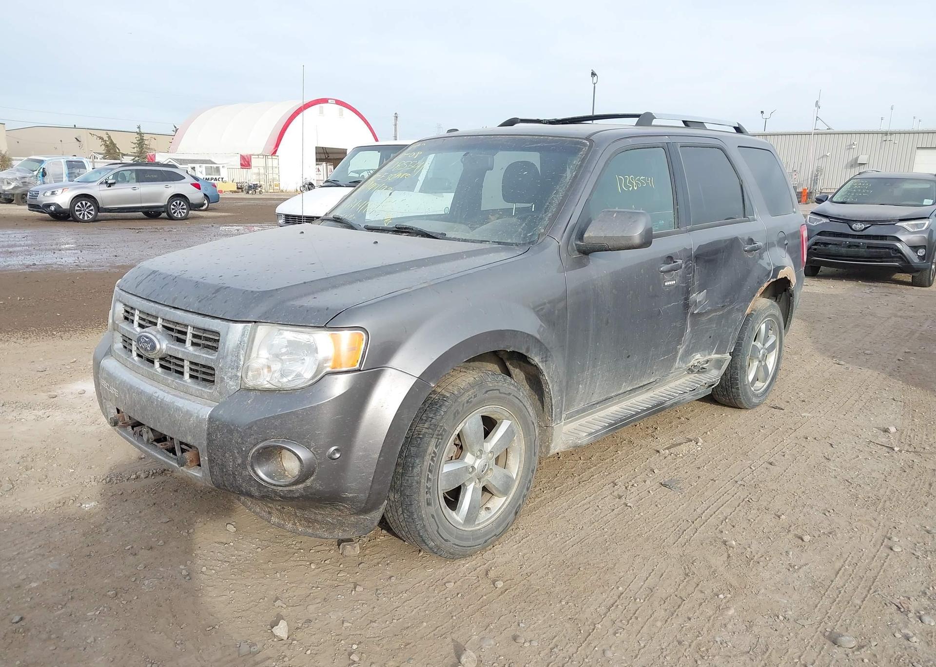 2010 FORD ESCAPE LIMITED