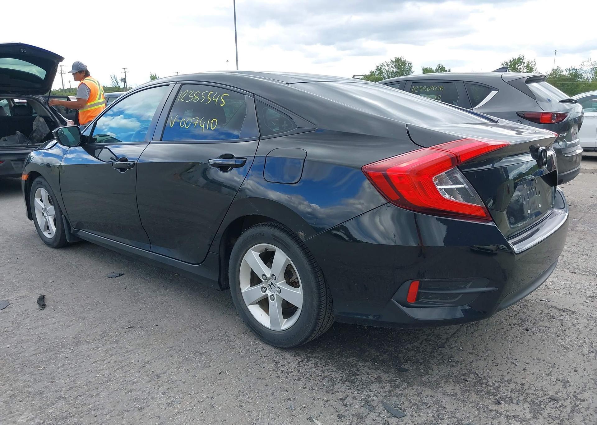 2016 HONDA CIVIC LX