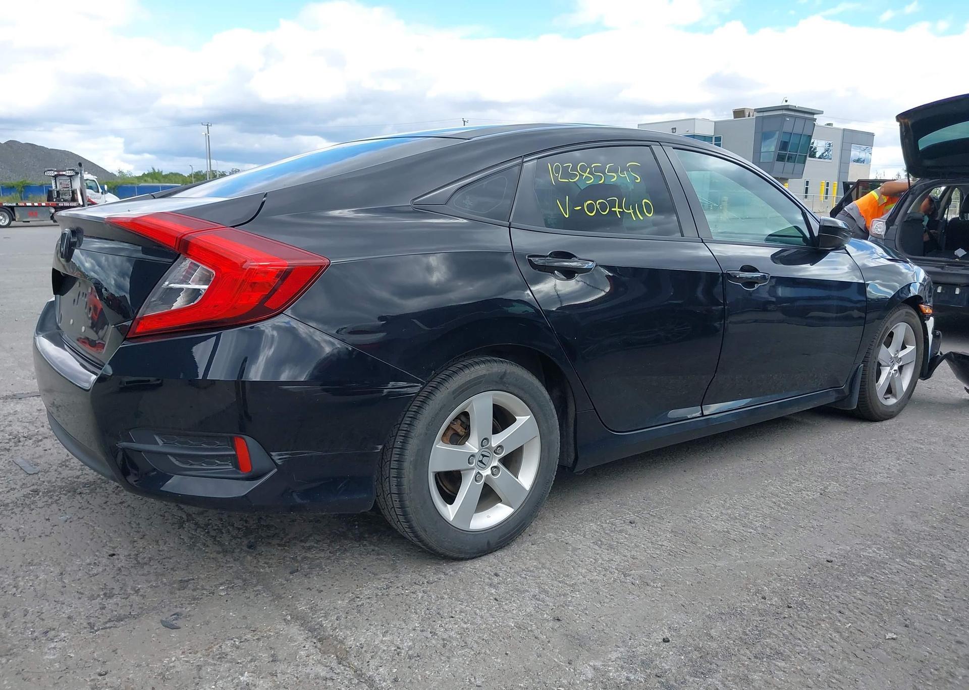 2016 HONDA CIVIC LX