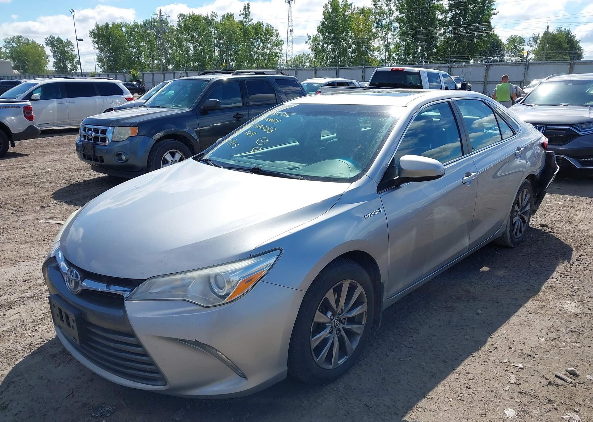 2015 TOYOTA CAMRY
