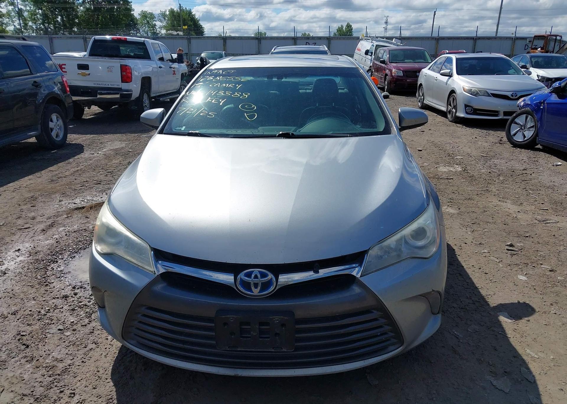 2015 TOYOTA CAMRY
