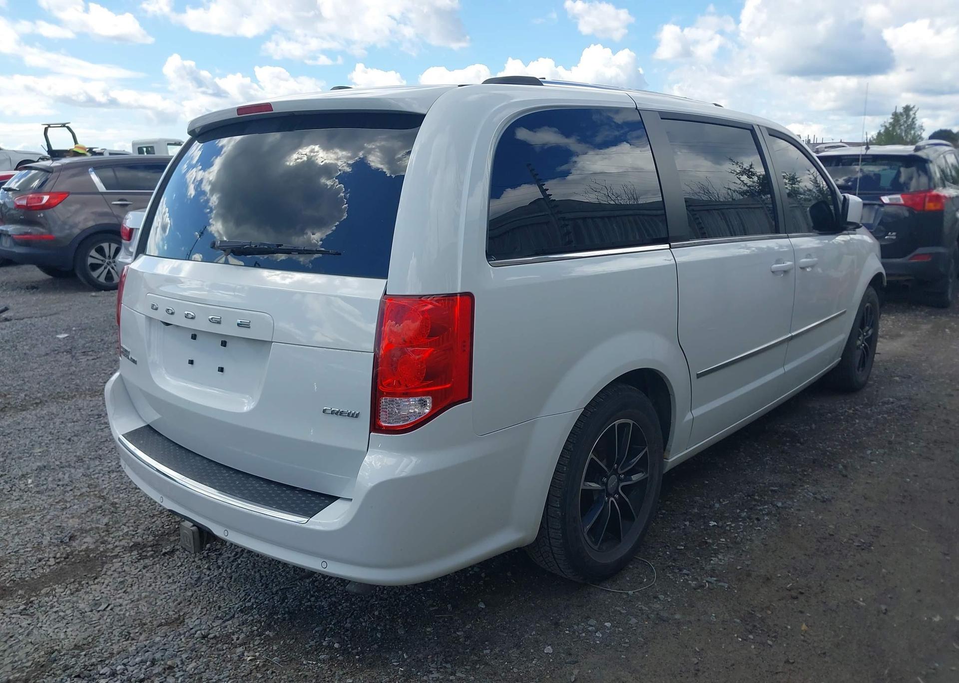 2015 DODGE GRAND CARAVAN CREW