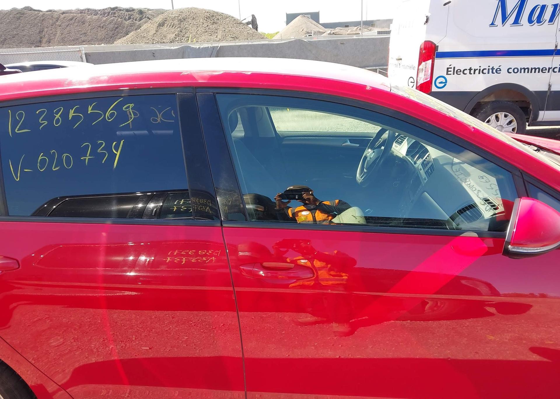 2017 VOLKSWAGEN GOLF S