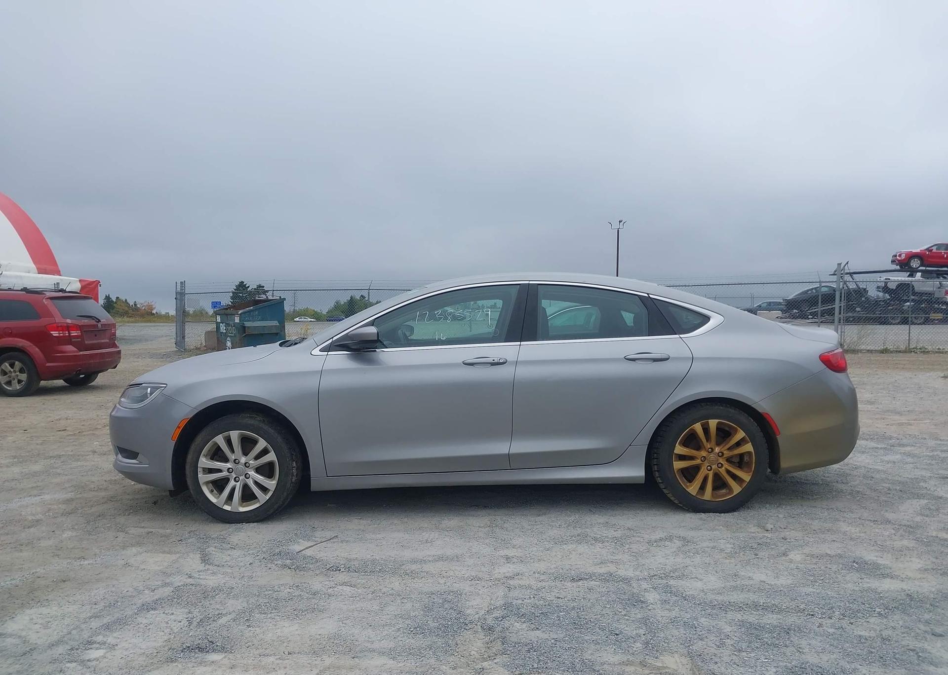 2016 CHRYSLER 200 LIMITED