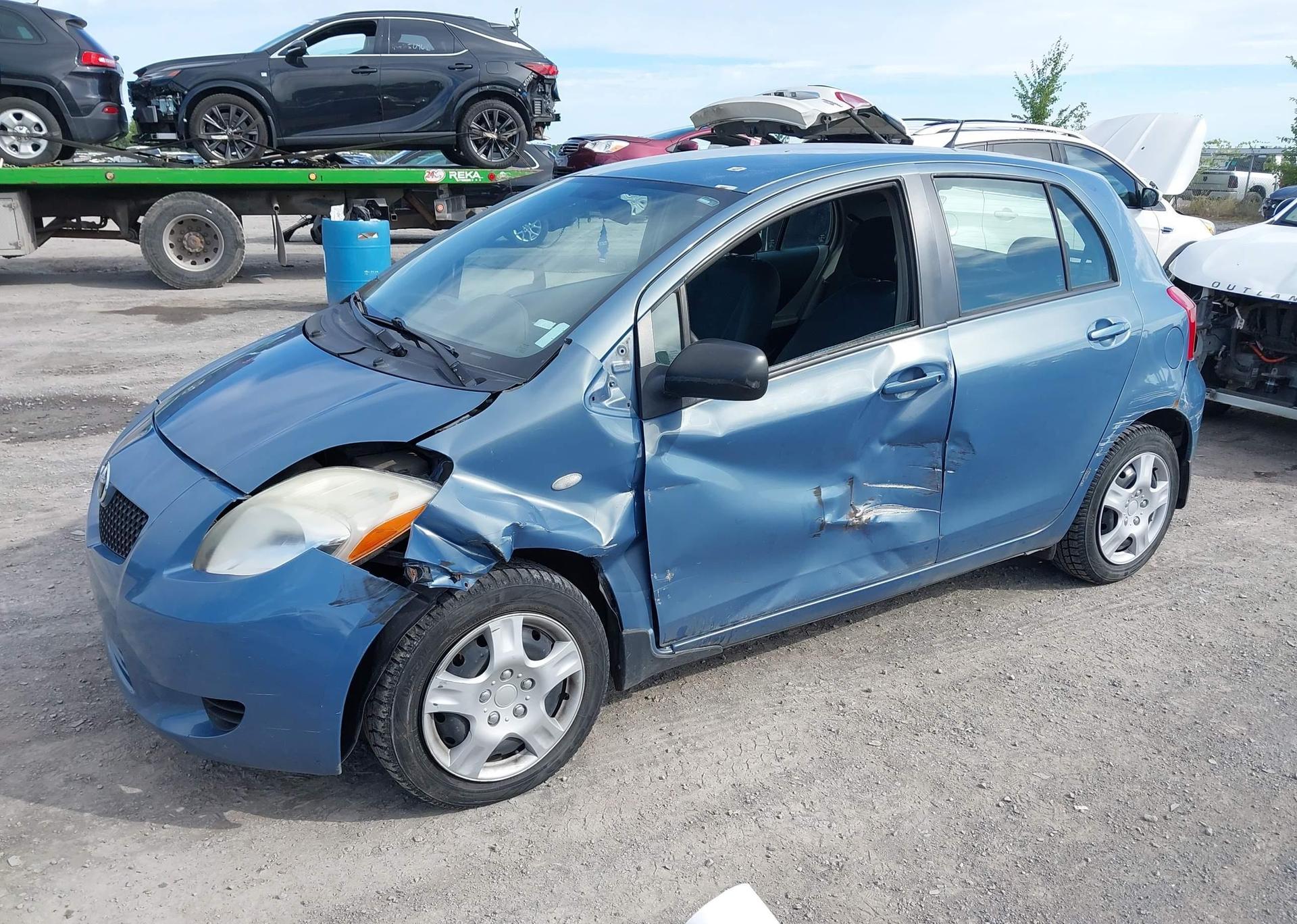 2008 TOYOTA YARIS LE