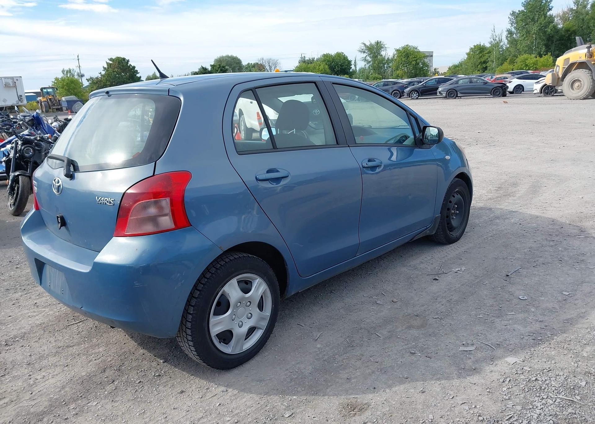 2008 TOYOTA YARIS LE
