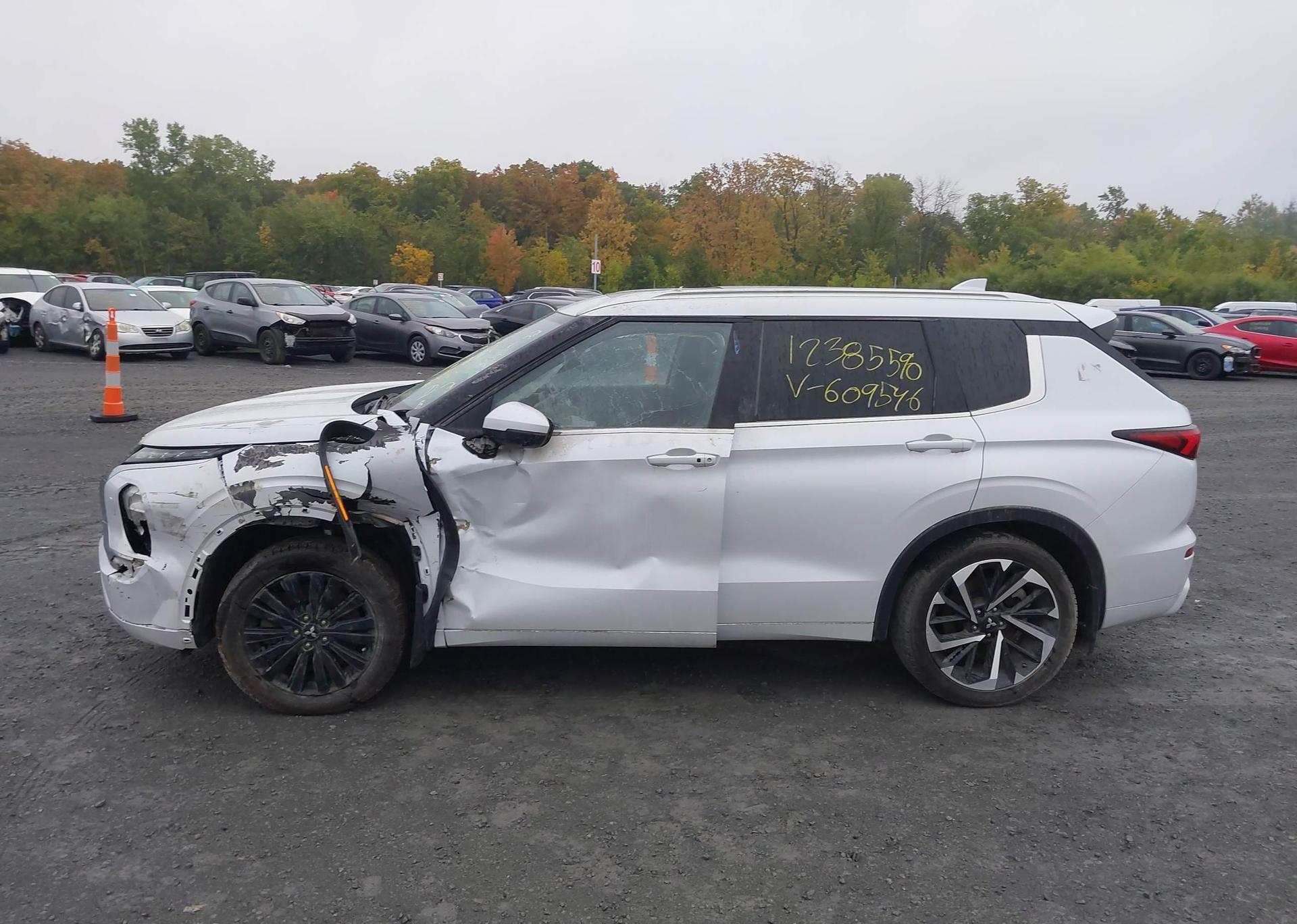 2022 MITSUBISHI OUTLANDER SEL
