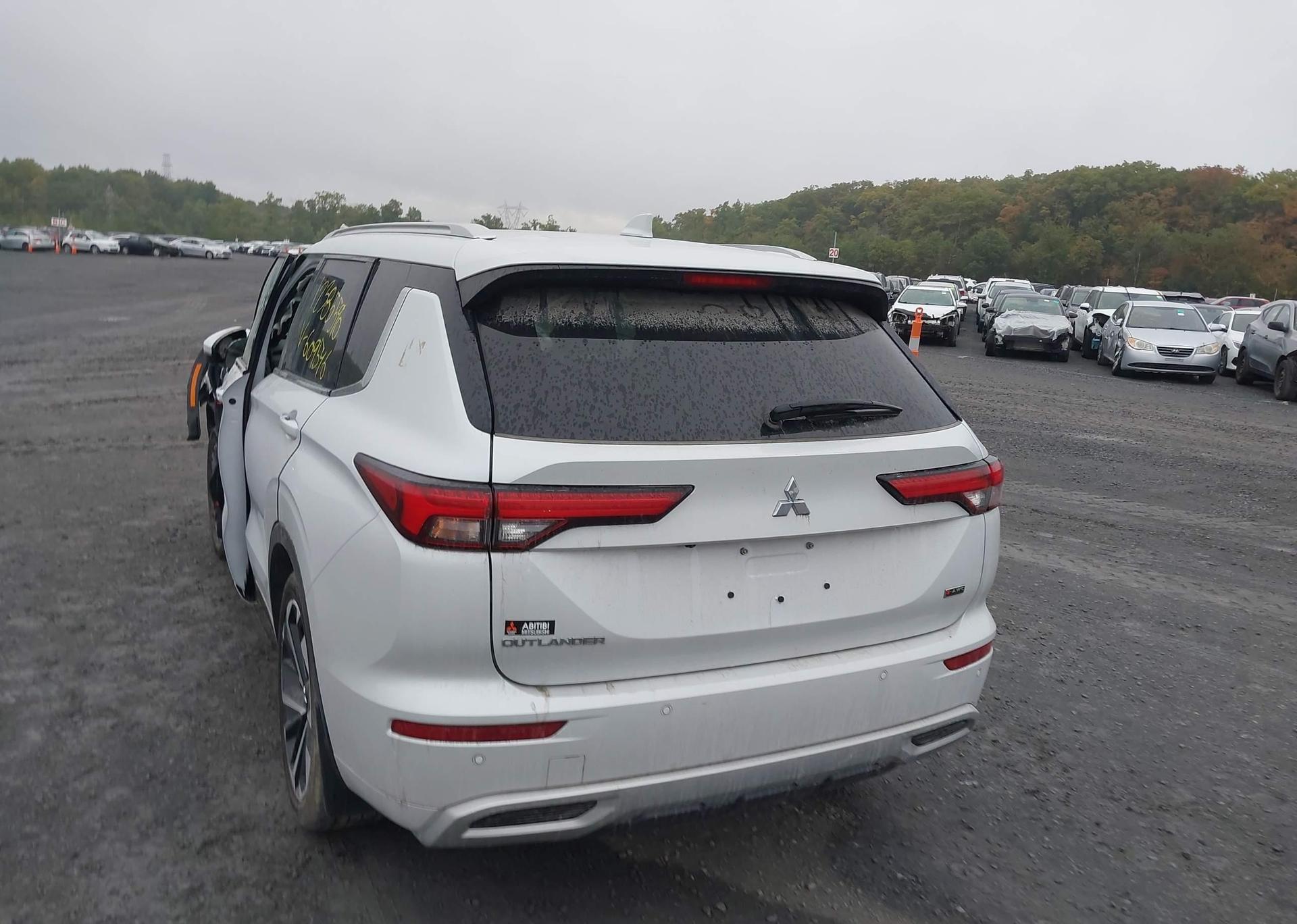 2022 MITSUBISHI OUTLANDER SEL