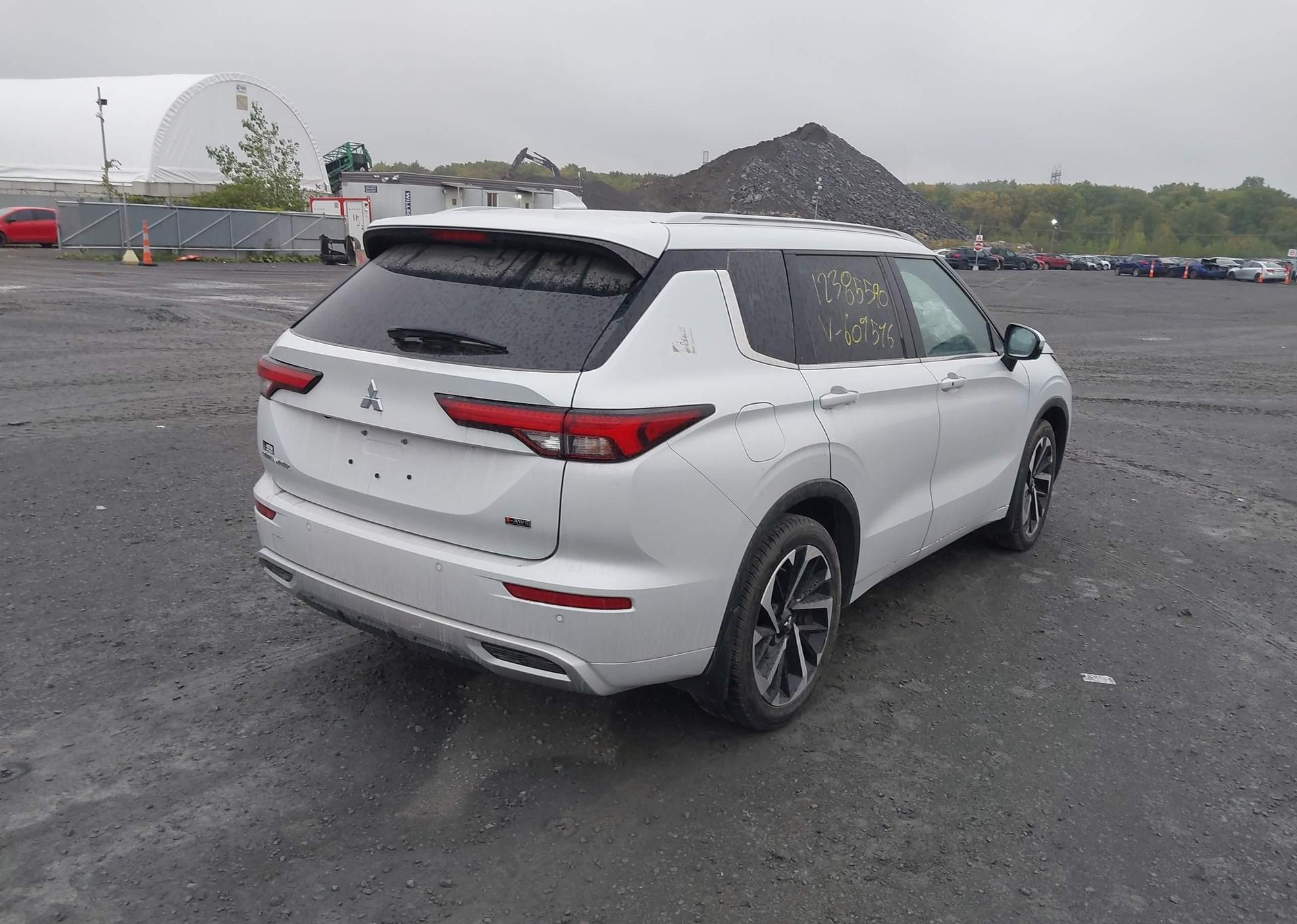 2022 MITSUBISHI OUTLANDER SEL