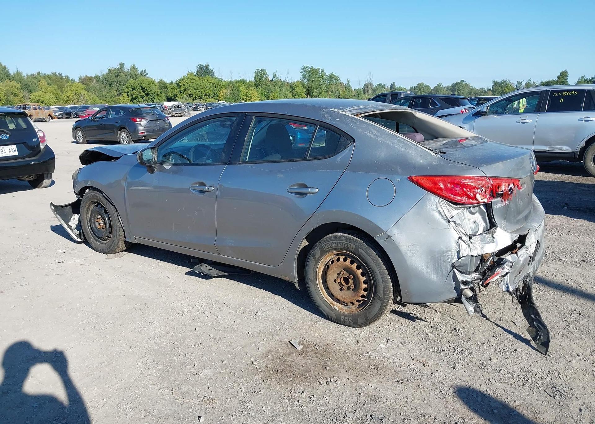 2015 MAZDA MAZDA3 GX
