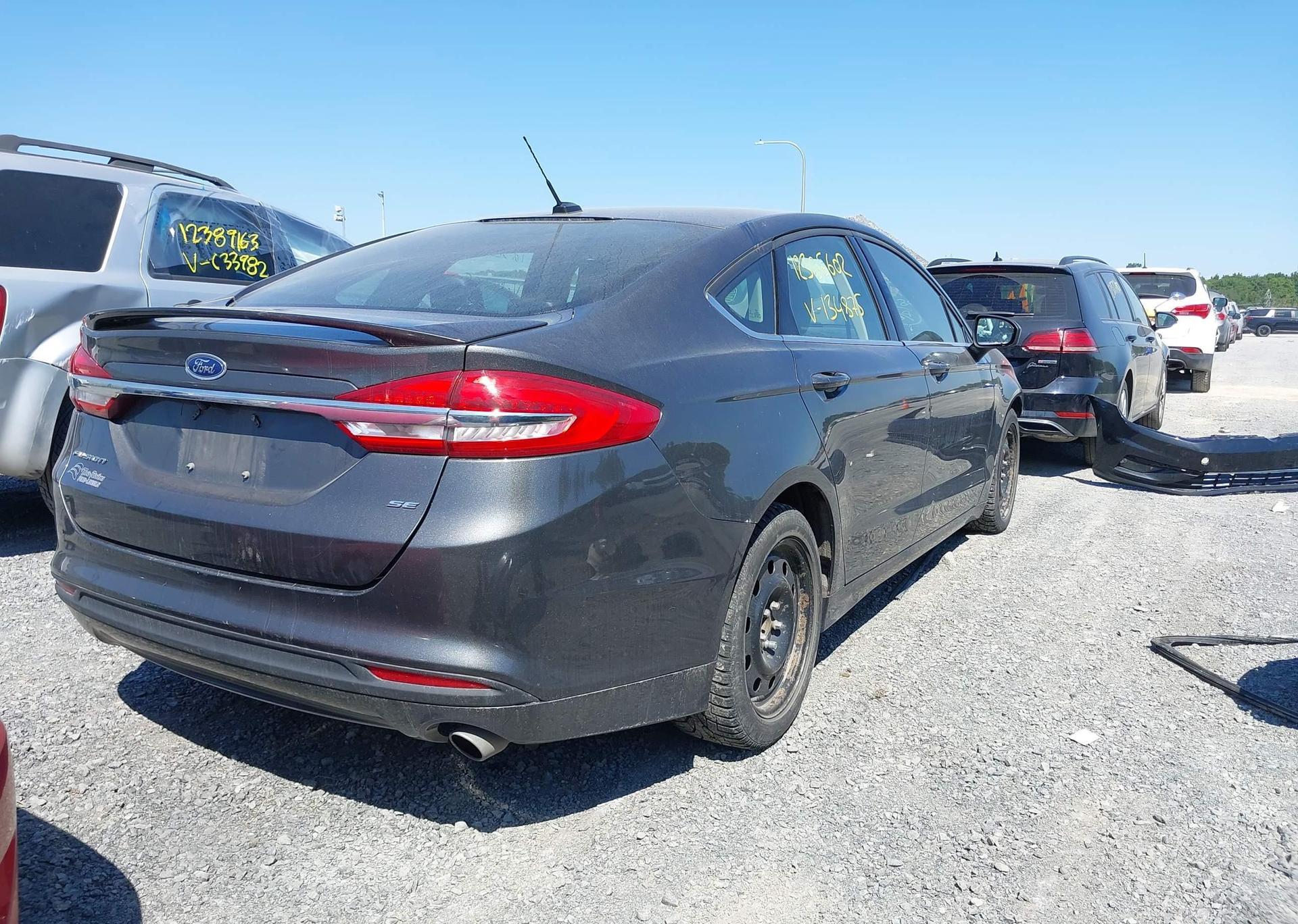 2018 FORD FUSION SE