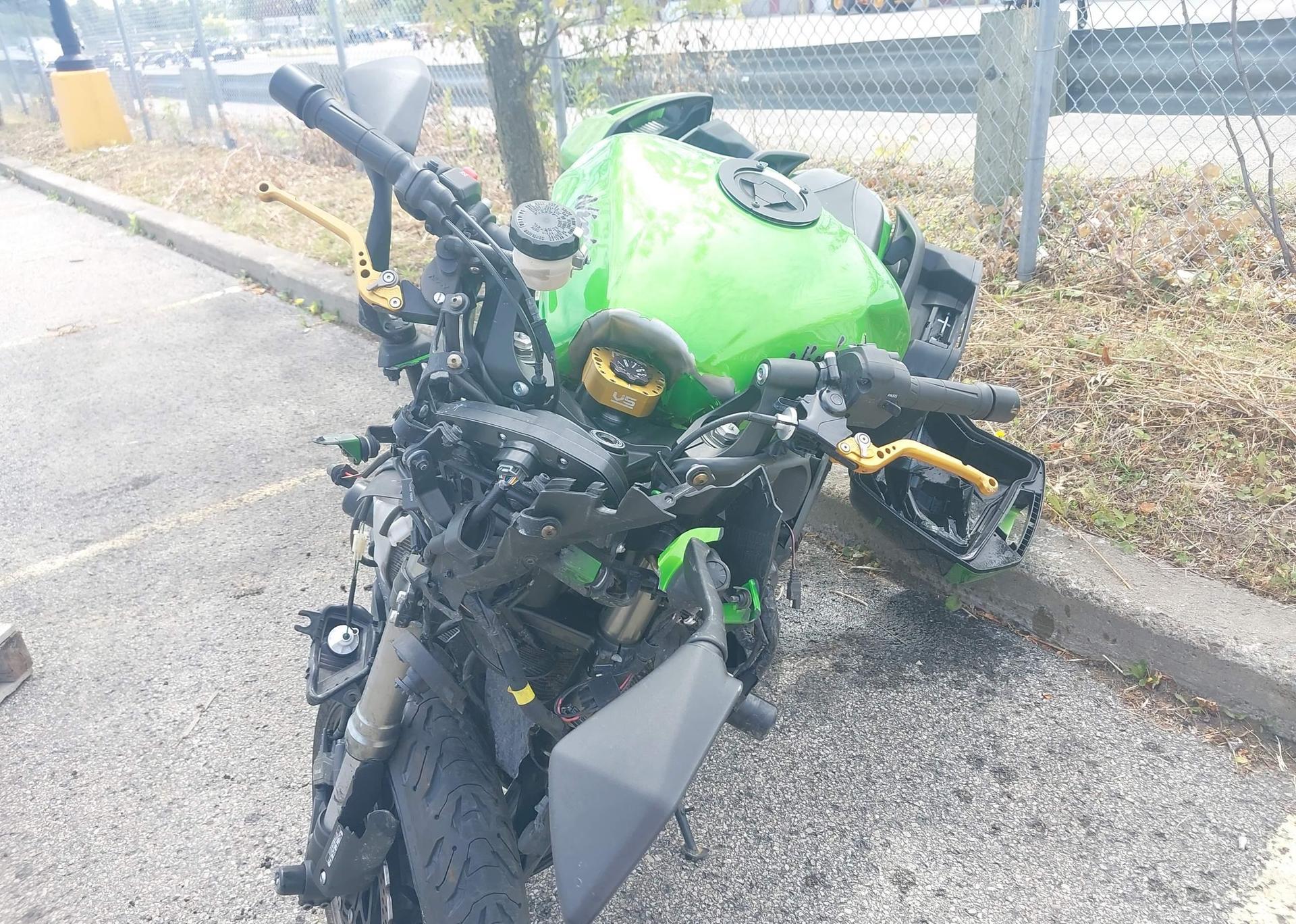 2014 KAWASAKI ZX1000 M