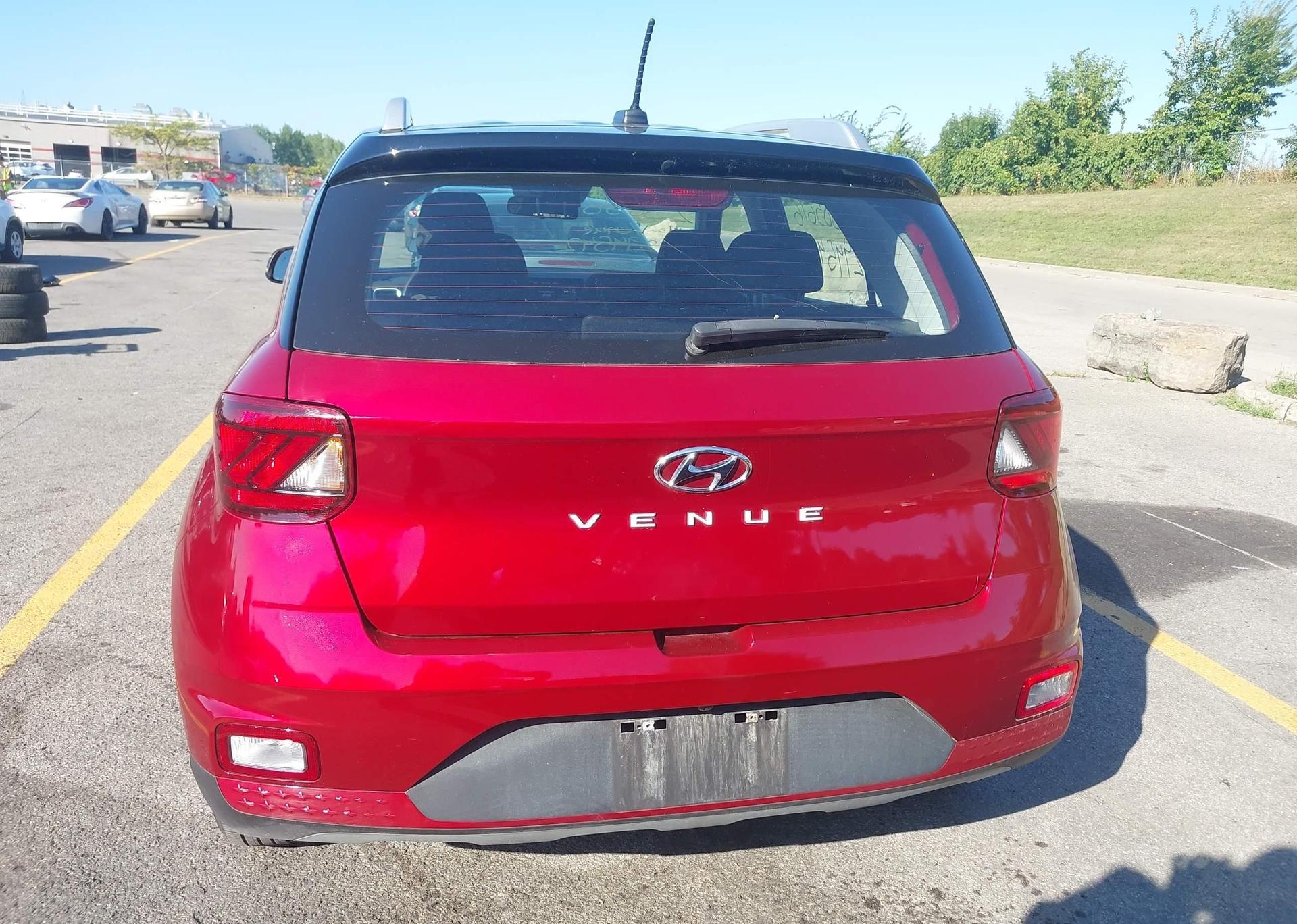 2024 HYUNDAI VENUE SEL