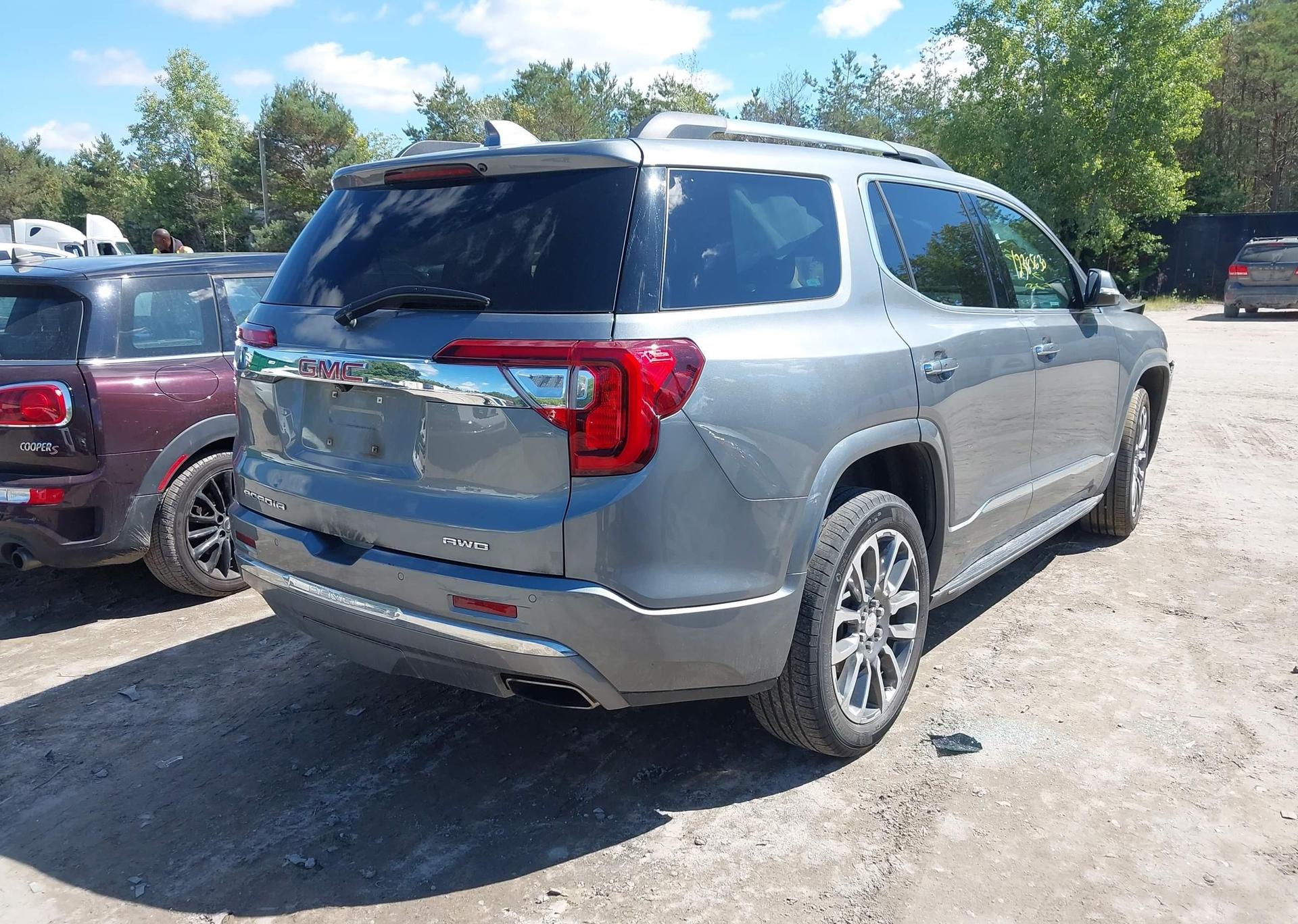 2021 GMC ACADIA DENALI