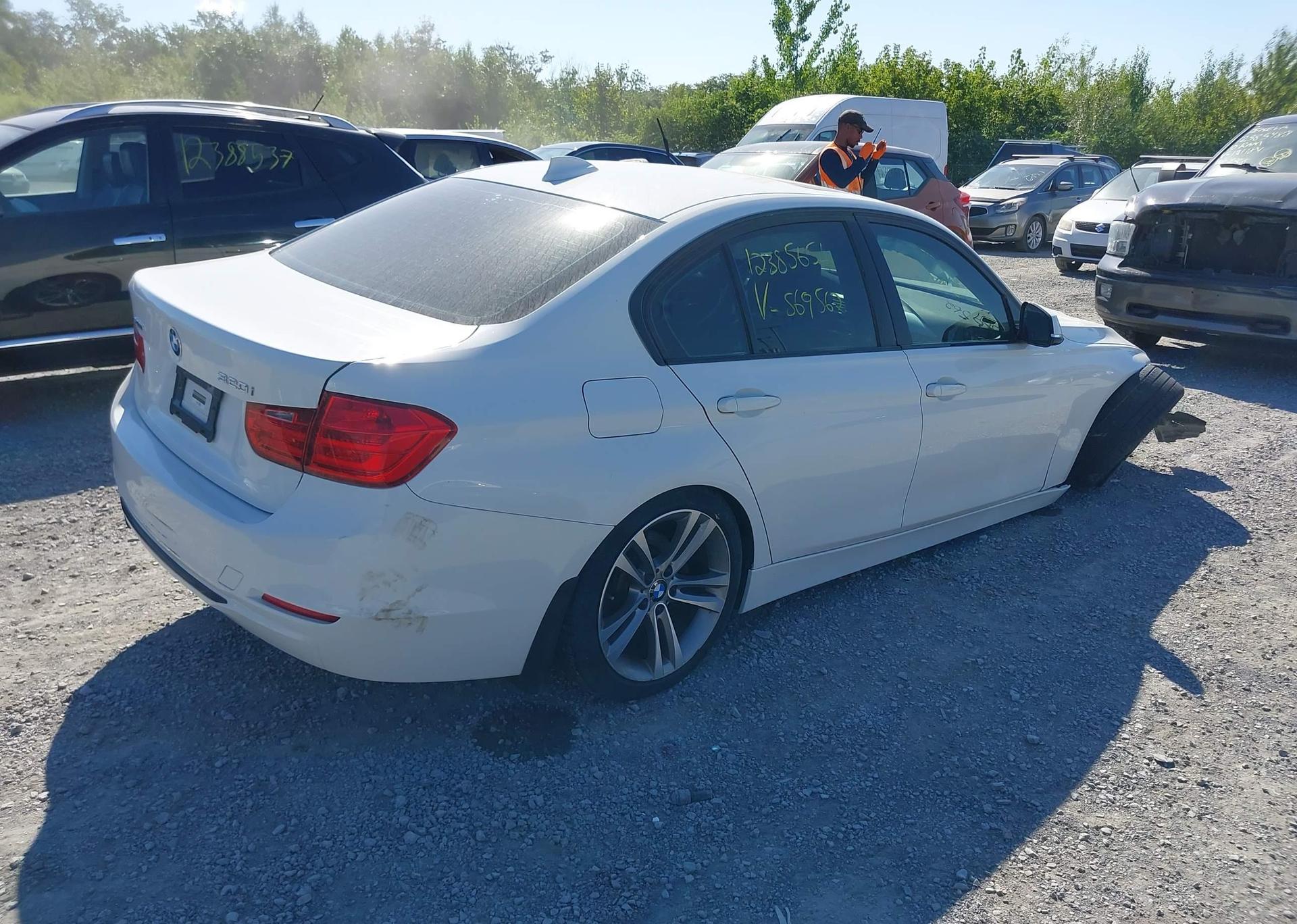 2014 BMW 320I XDRIVE