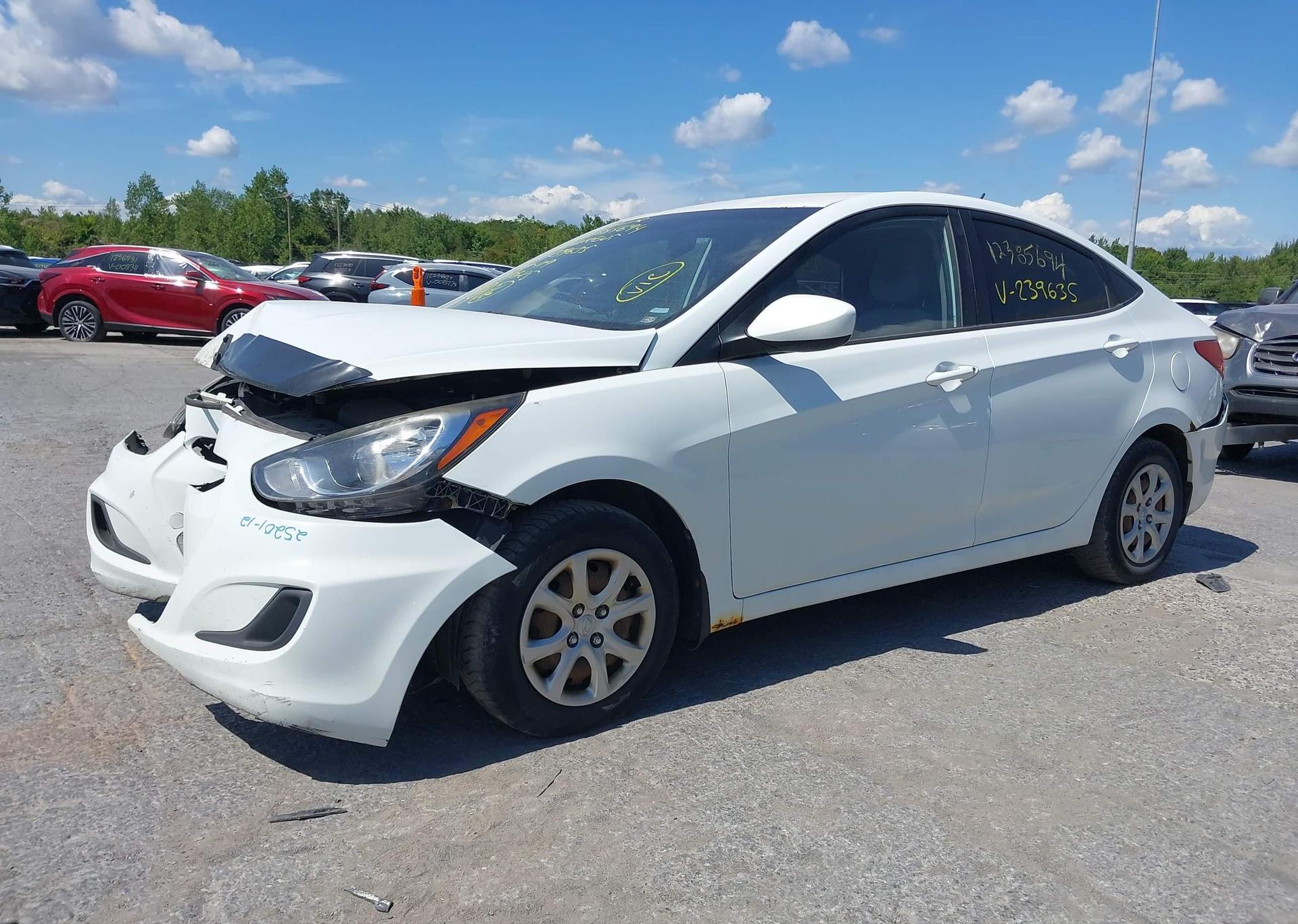 2012 HYUNDAI ACCENT