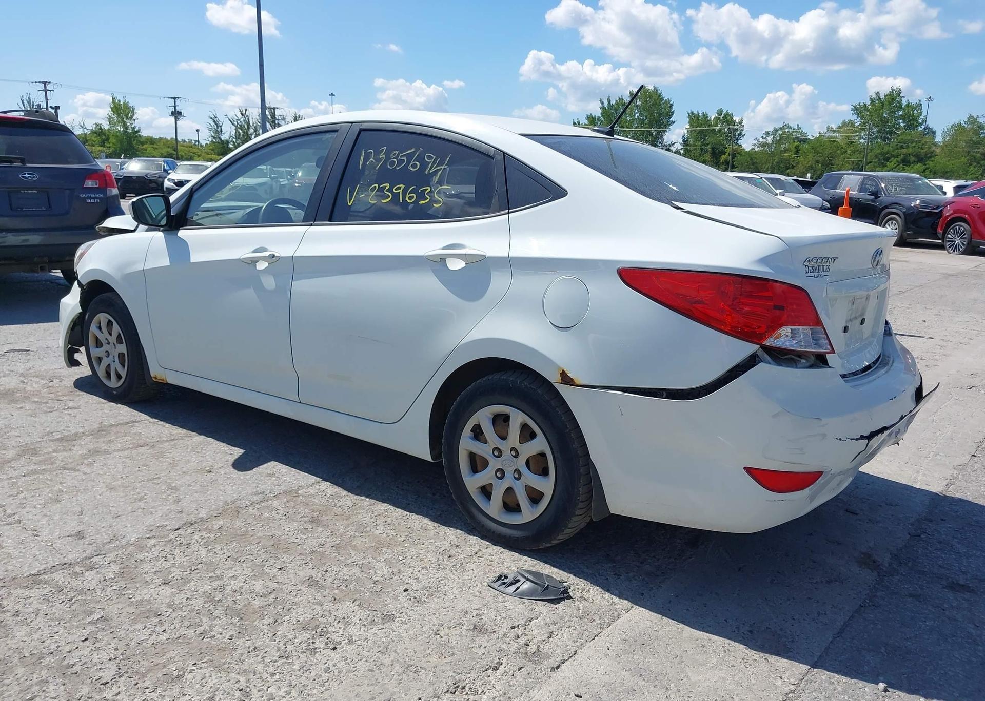 2012 HYUNDAI ACCENT