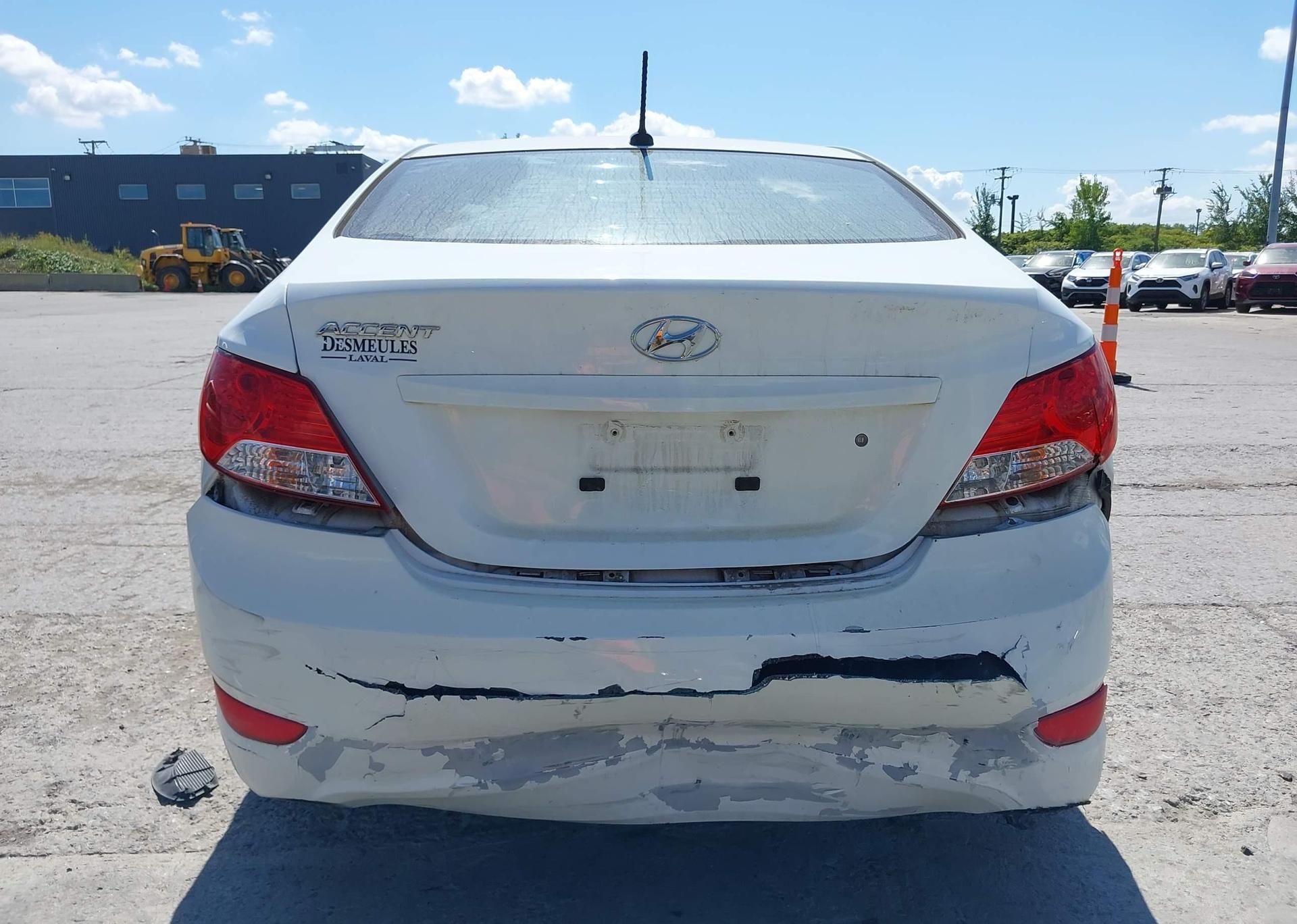 2012 HYUNDAI ACCENT