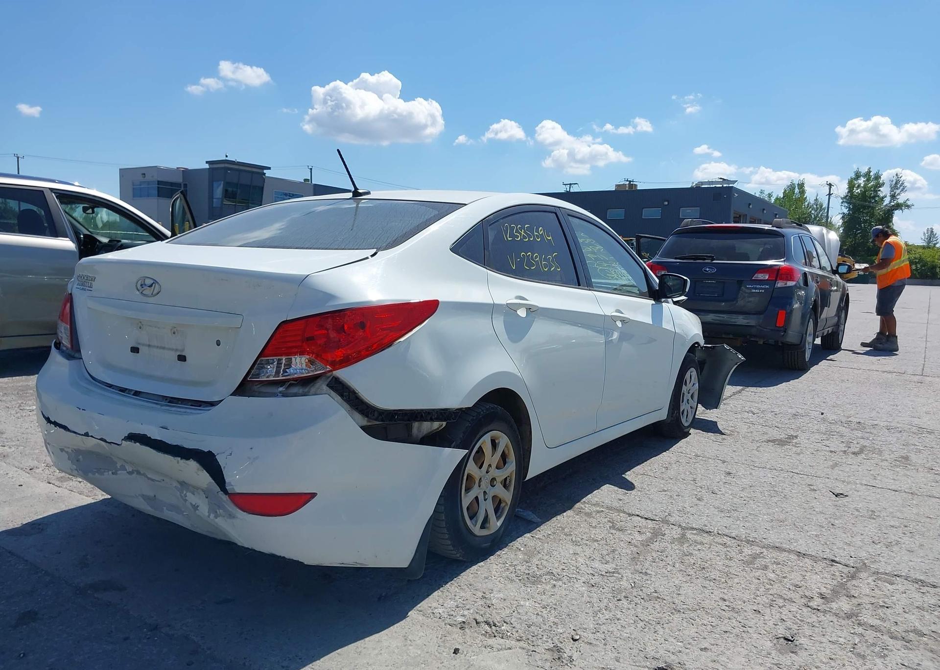 2012 HYUNDAI ACCENT